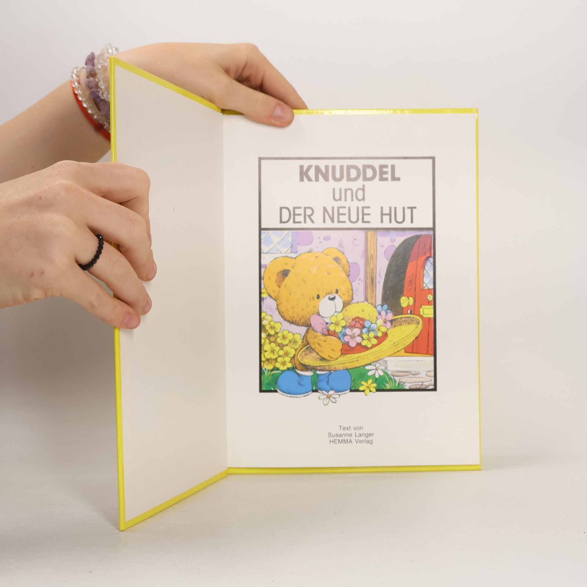 Susanne Langer KNUDDEL und DER NEUE HUT