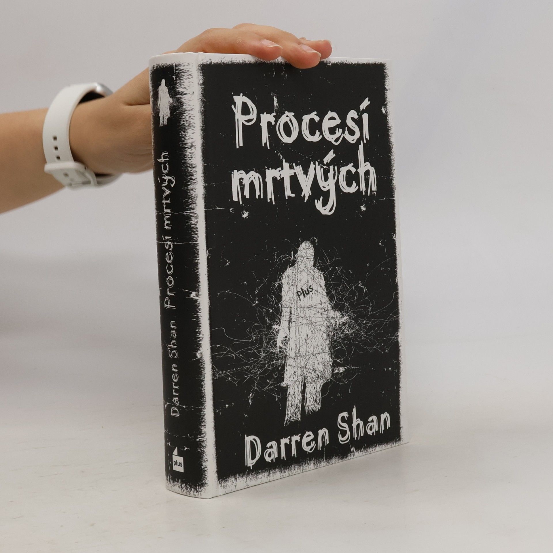 Procesí mrtvých. První svazek trilogie Město