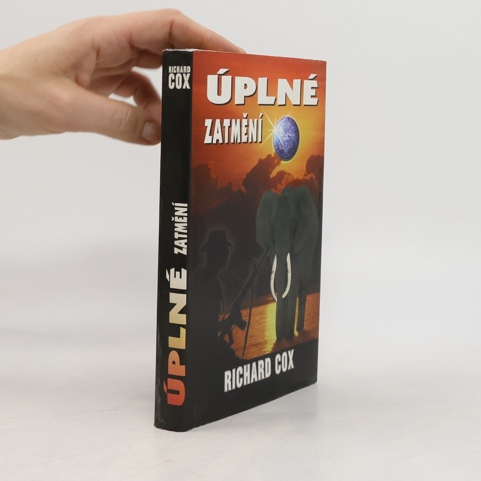 Úplné zatmění
