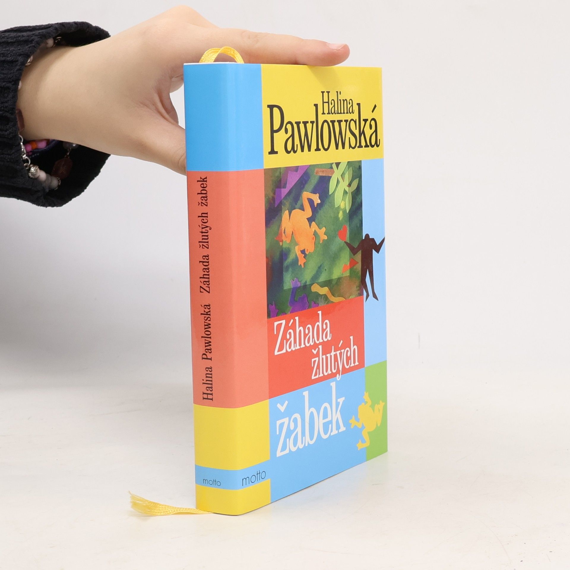 Záhada žlutých žabek