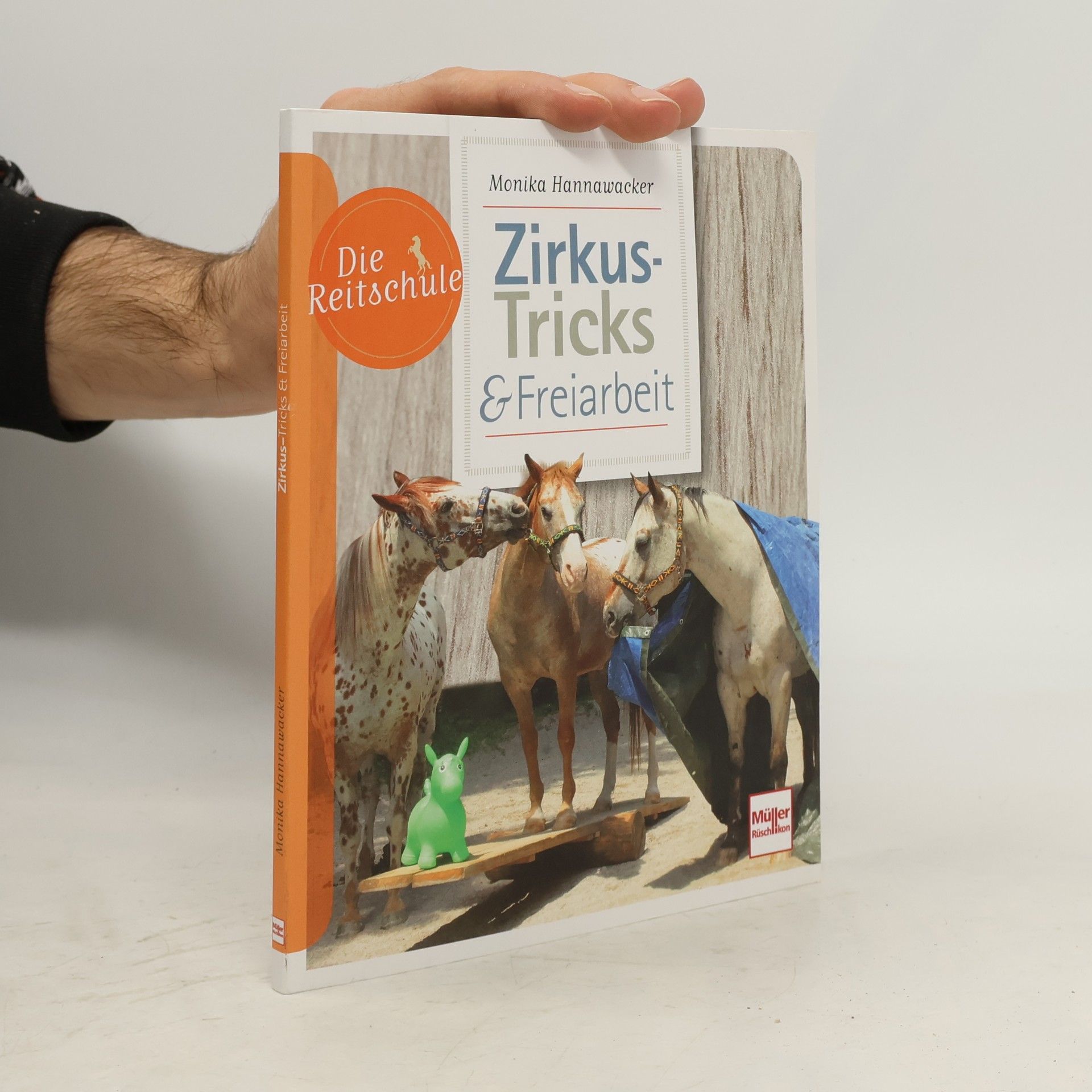 Monika Hannawacker Zirkus-Tricks & Freiarbeit