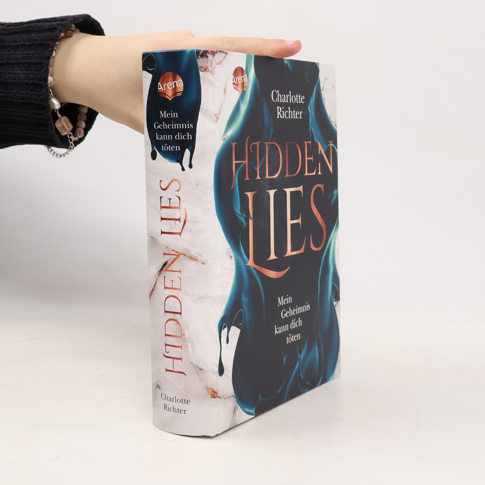 Charlotte Richter Hidden lies