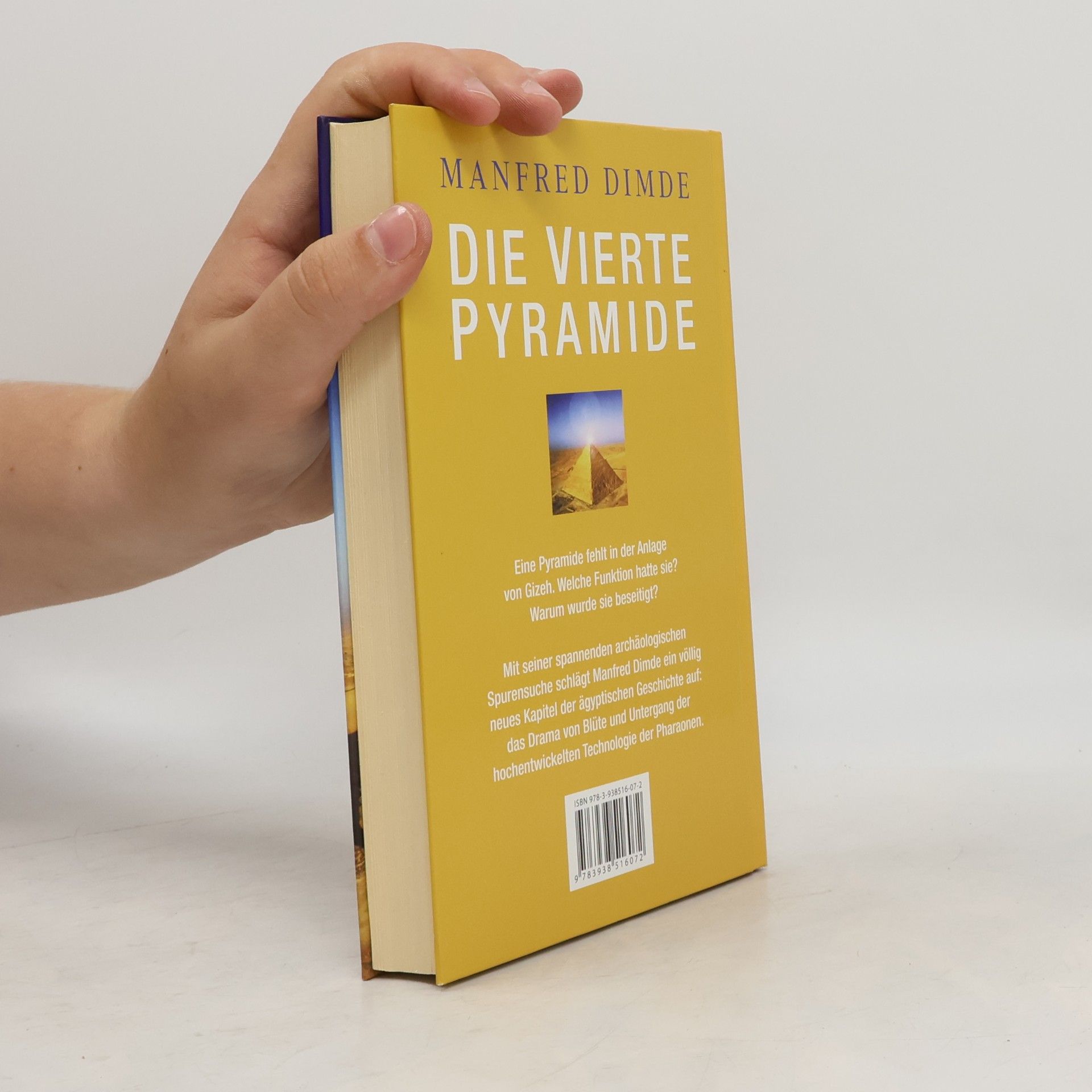 Manfréd Dimde Die vierte Pyramide