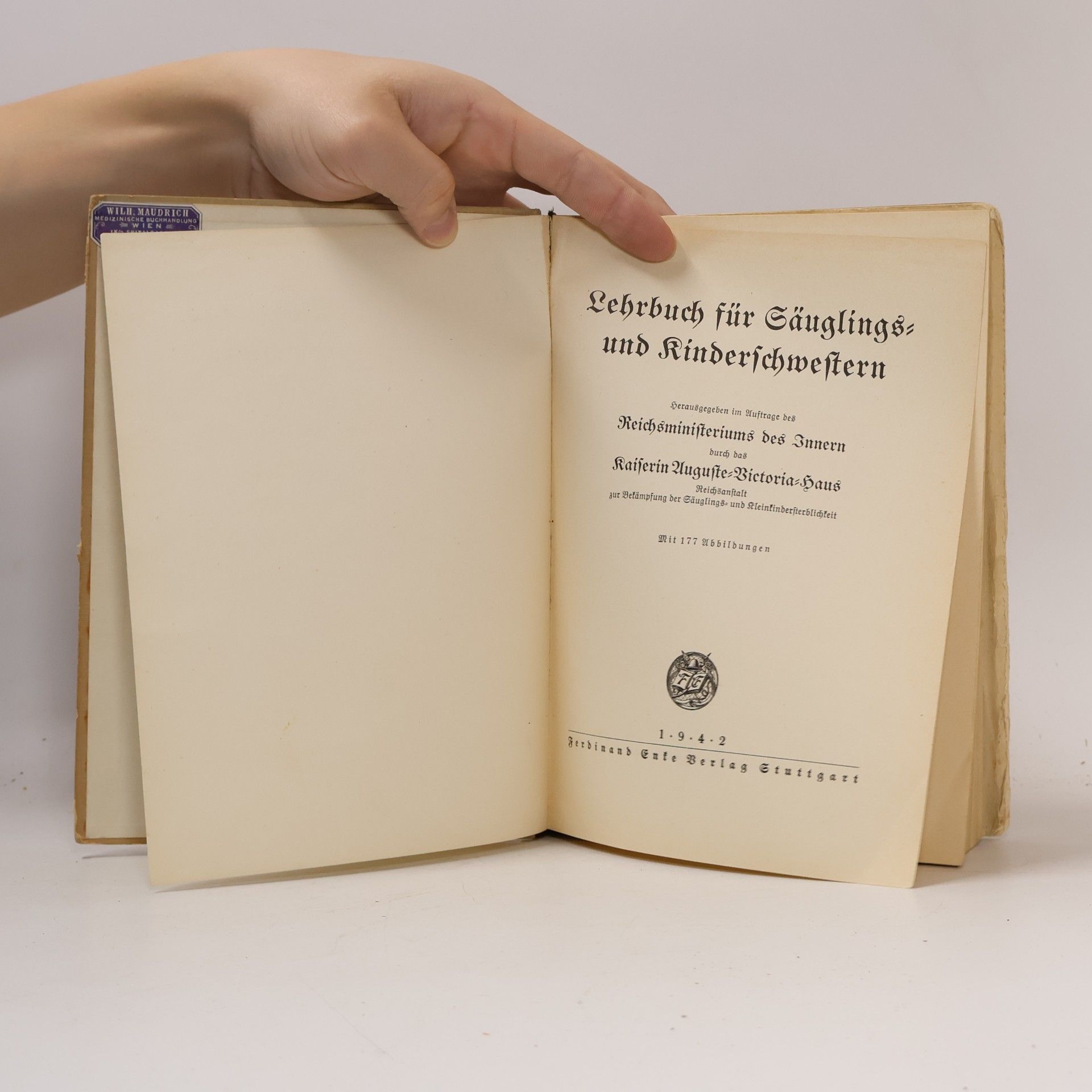 W. Spranger Lehrbuch für Säuglings- und Kinderschwestern