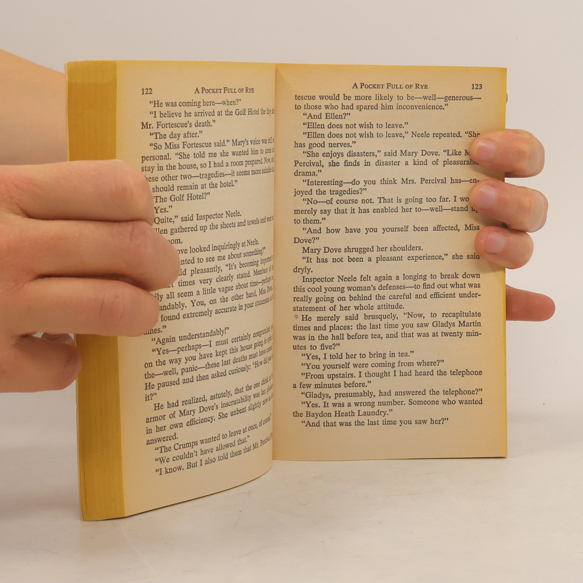 Agatha Christie A Pocket Full of Rye