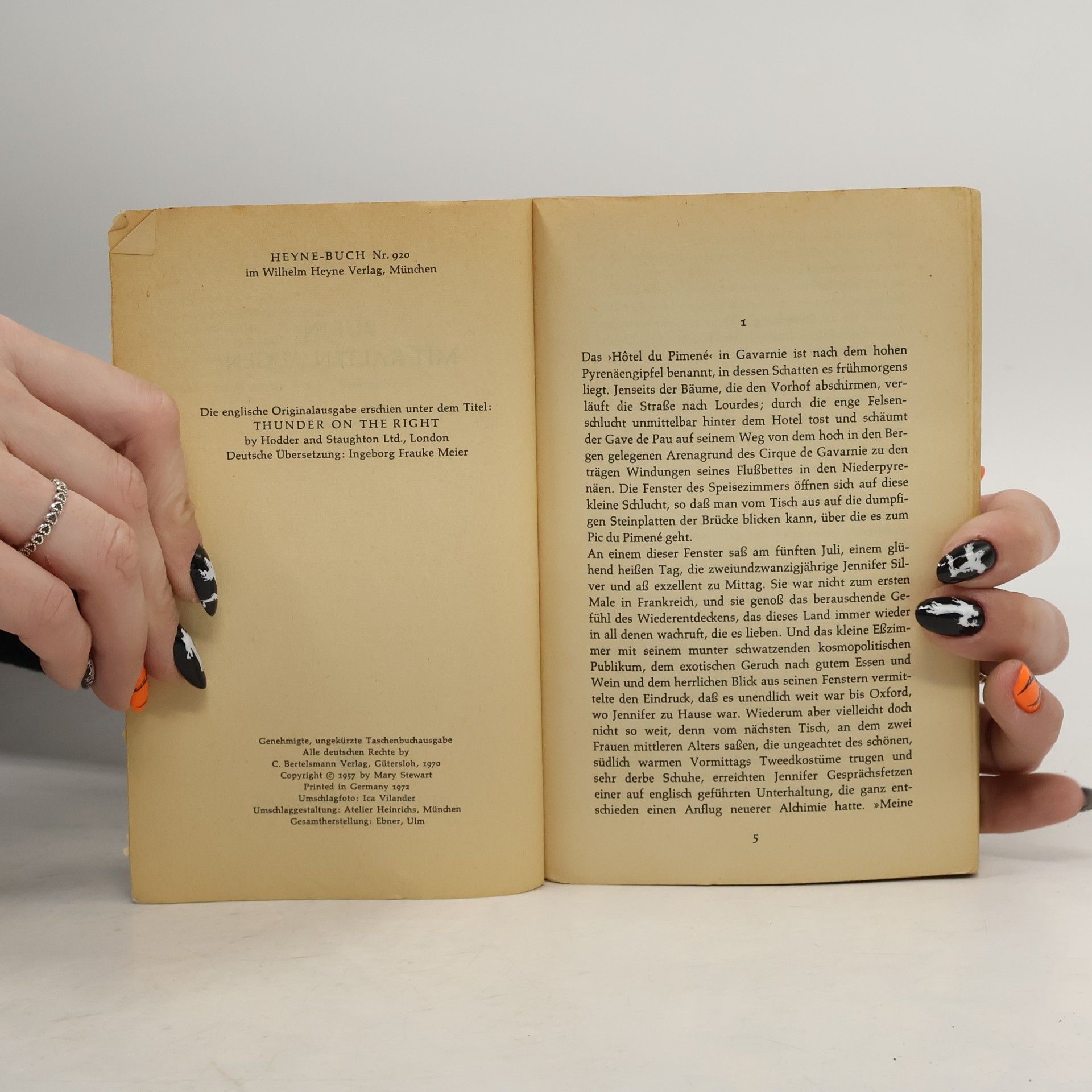 Mary Stewart Rubin mit kalten Augen