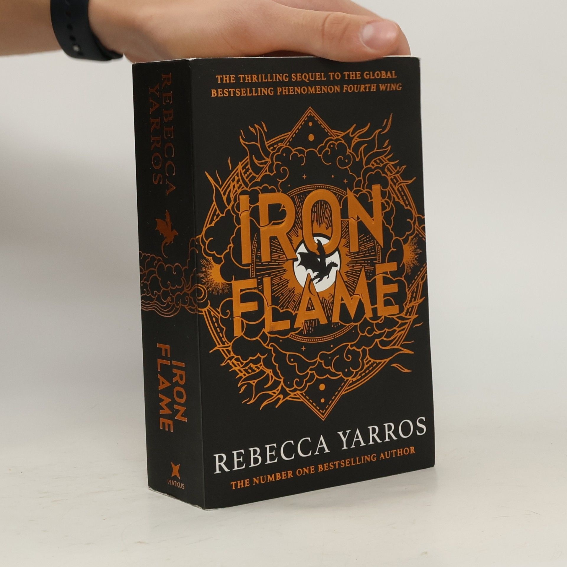 Rebecca Yarros Iron Flame