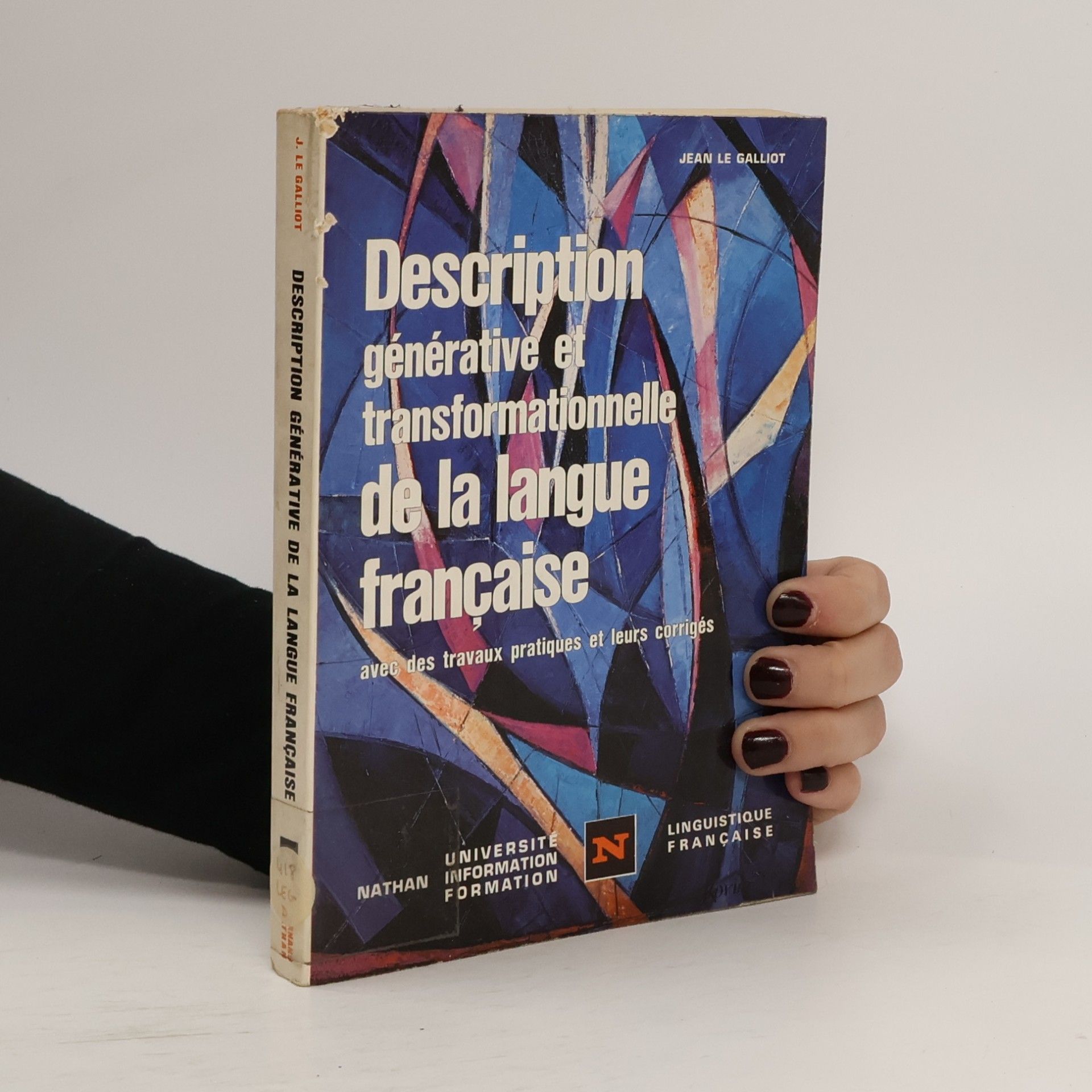 Description générative et transformationnelle de la langue française