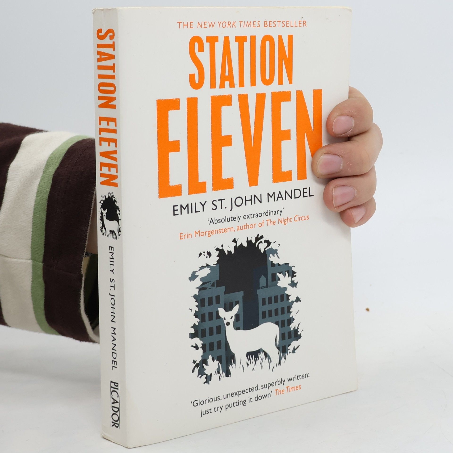 Emily St. John Mandel Station eleven