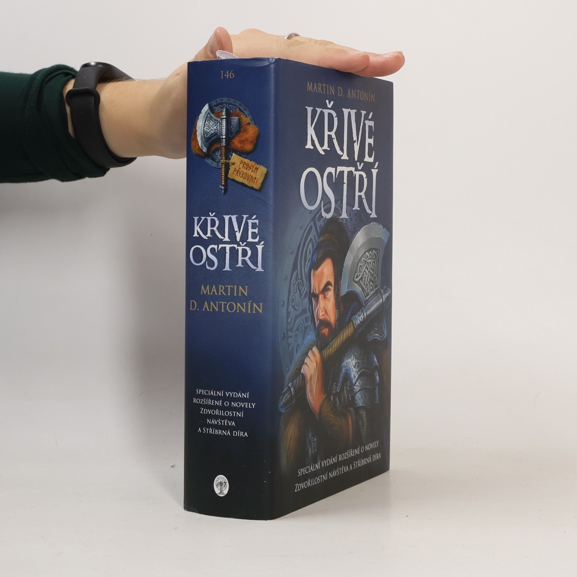 Martina D. Antonínová Křivé ostří (+ 2 novely)