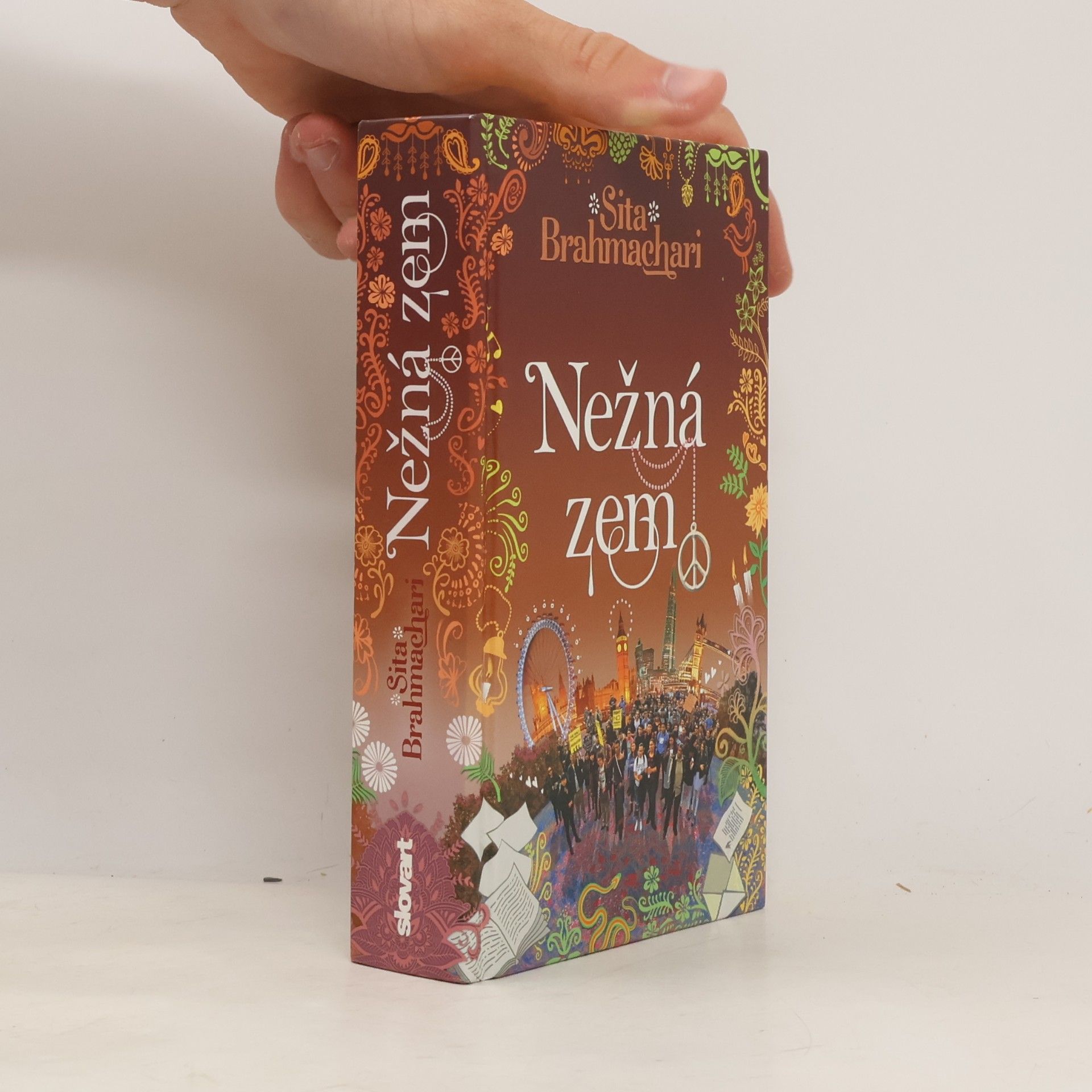 Sita Brahmachari Nežná zem