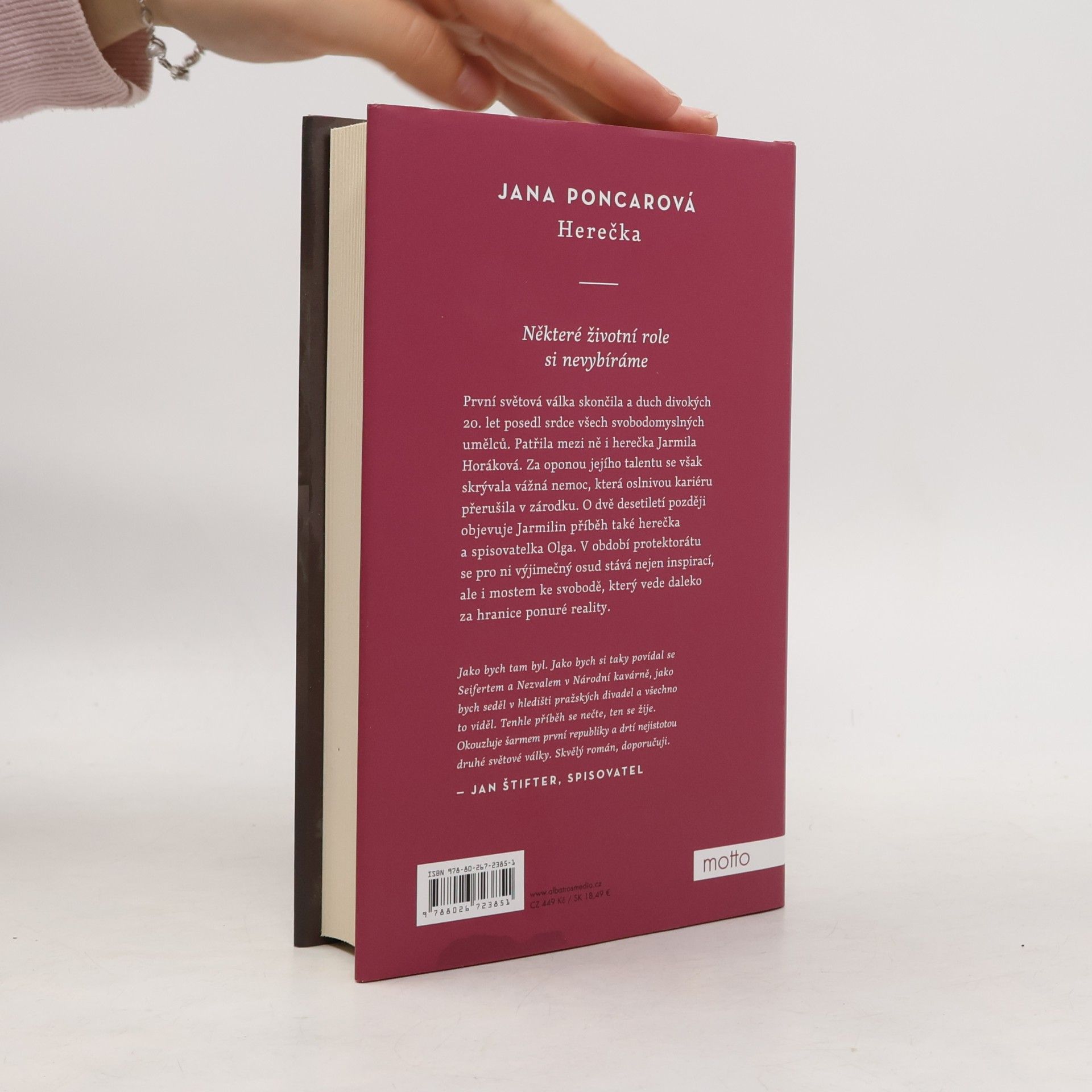 Jana Poncarová Herečka : múza první republiky