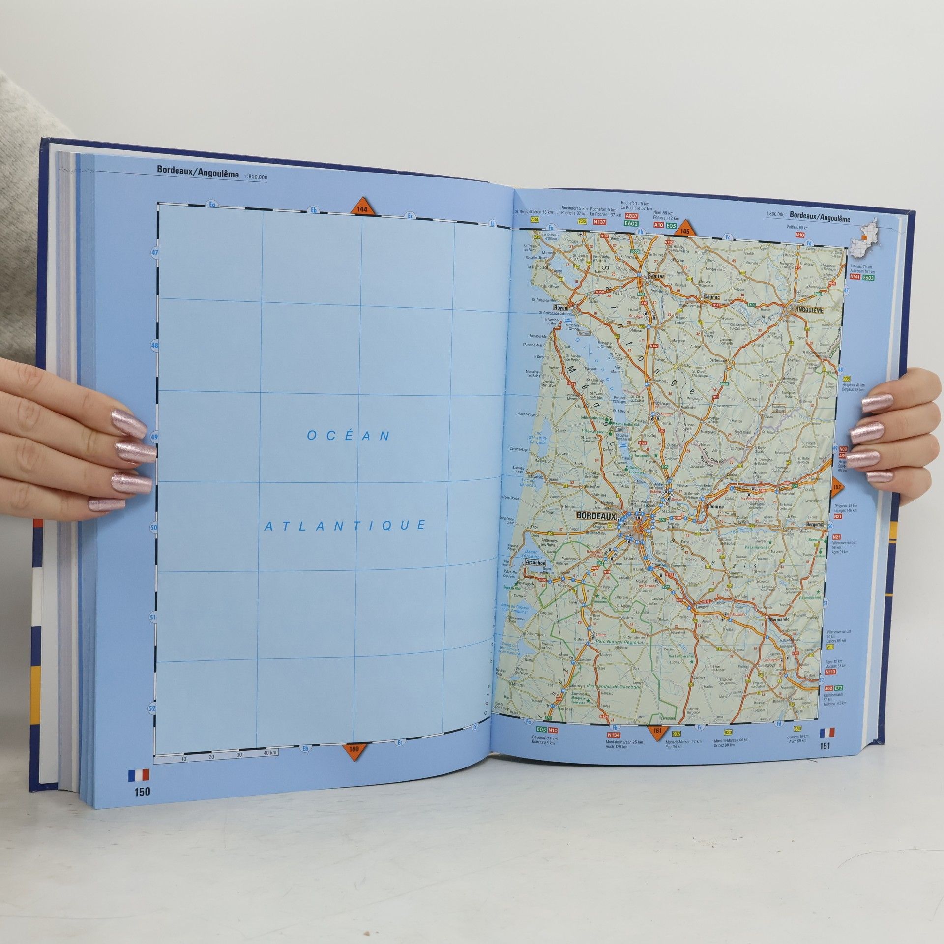 Kolektiv autorů Velký autoatlas ČR 1:300 000, SR 1:300 000, Evropa 1:800 000