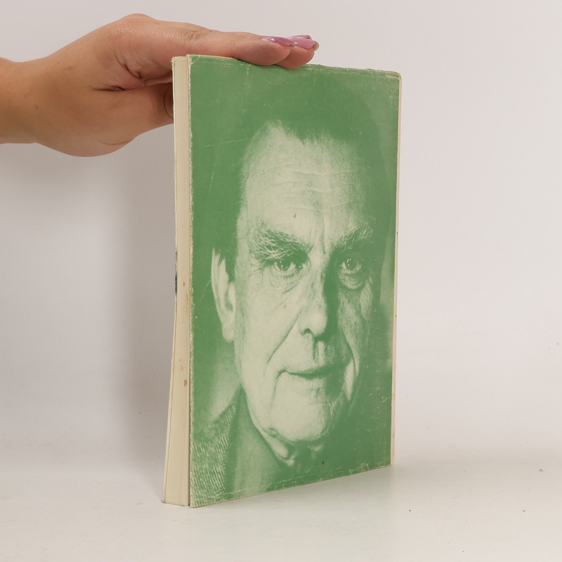 Czeslaw Milosz Prywatne obowiązki
