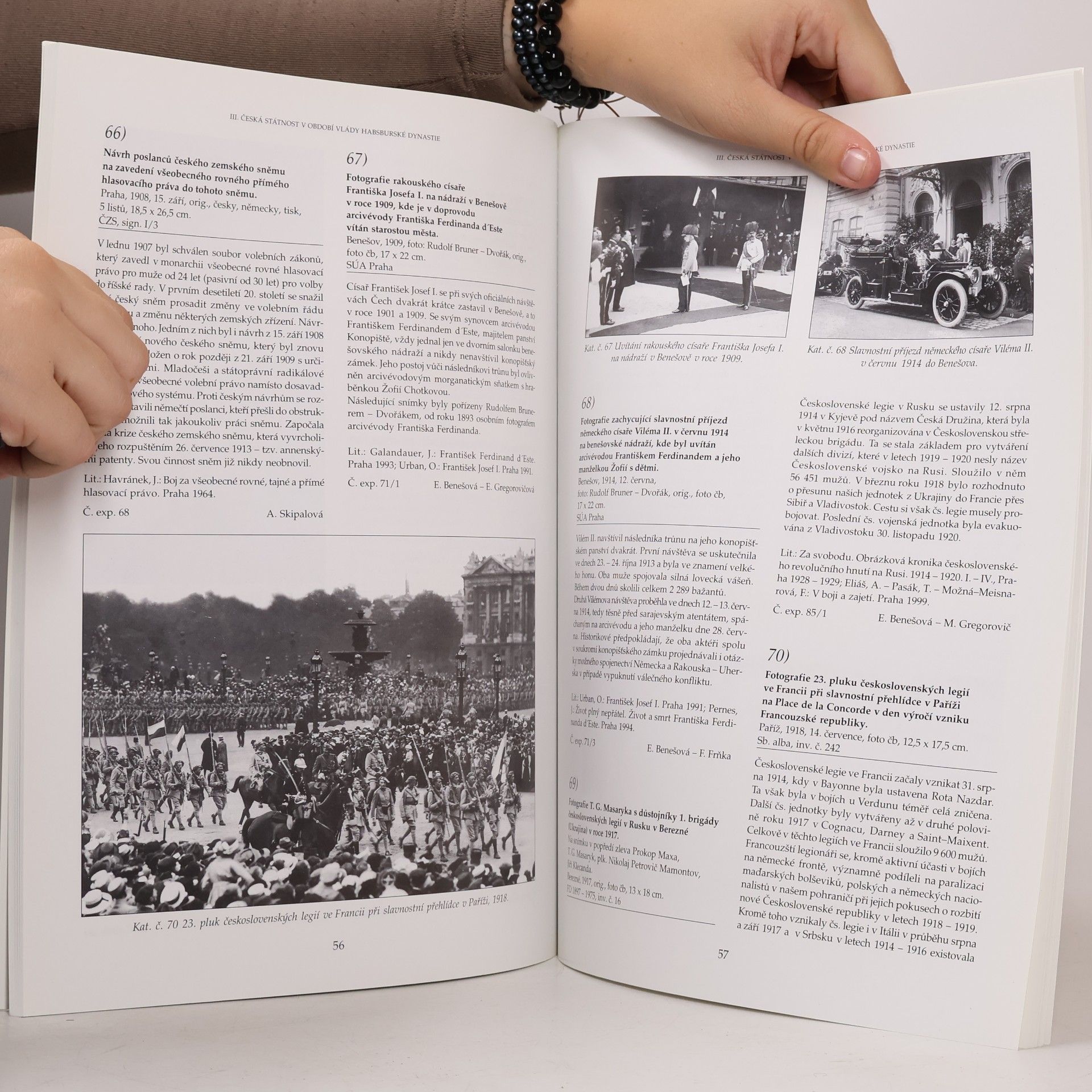 Eva Gregorovičová Poklady Státního ústředního archivu v Praze : český a československý stát v dokumentech 1158-1990 : katalog výstavy