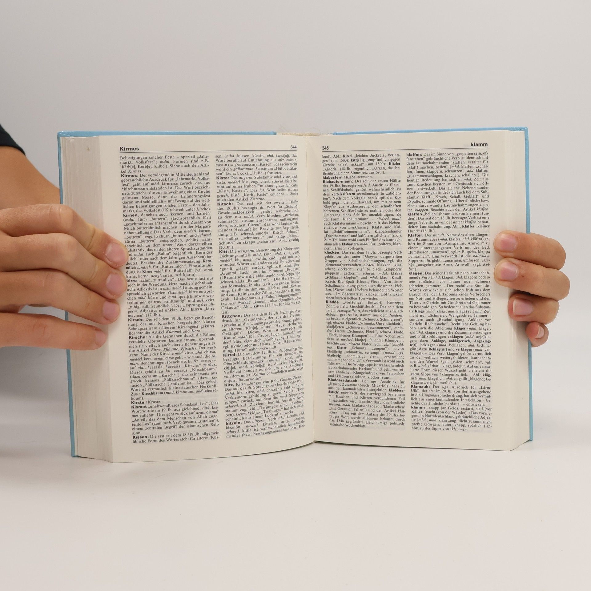Günther Drosdowski Etymologie : Herkunftswörterbuch der deutschen Sprache. Duden Band 7