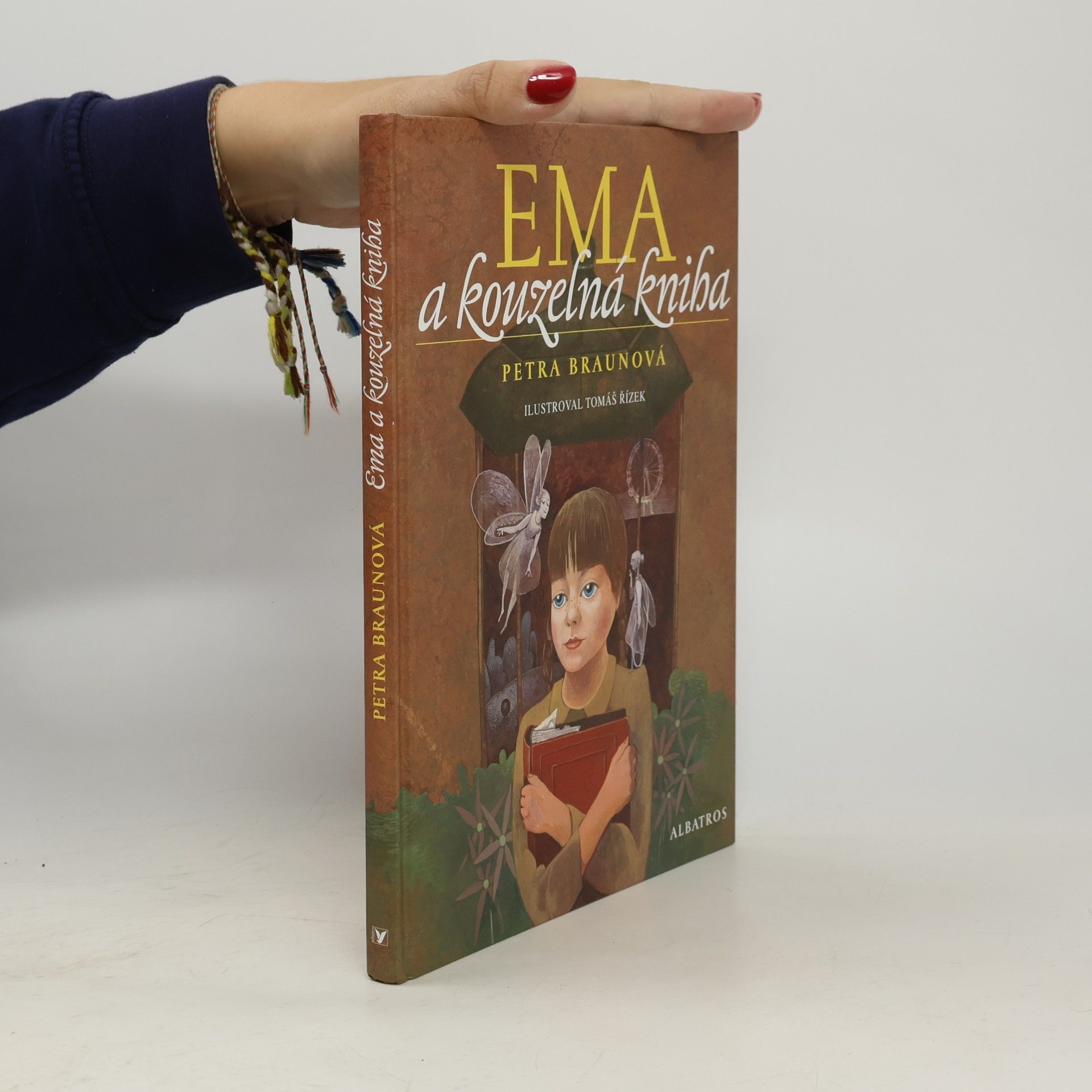 Ema a kouzelná kniha