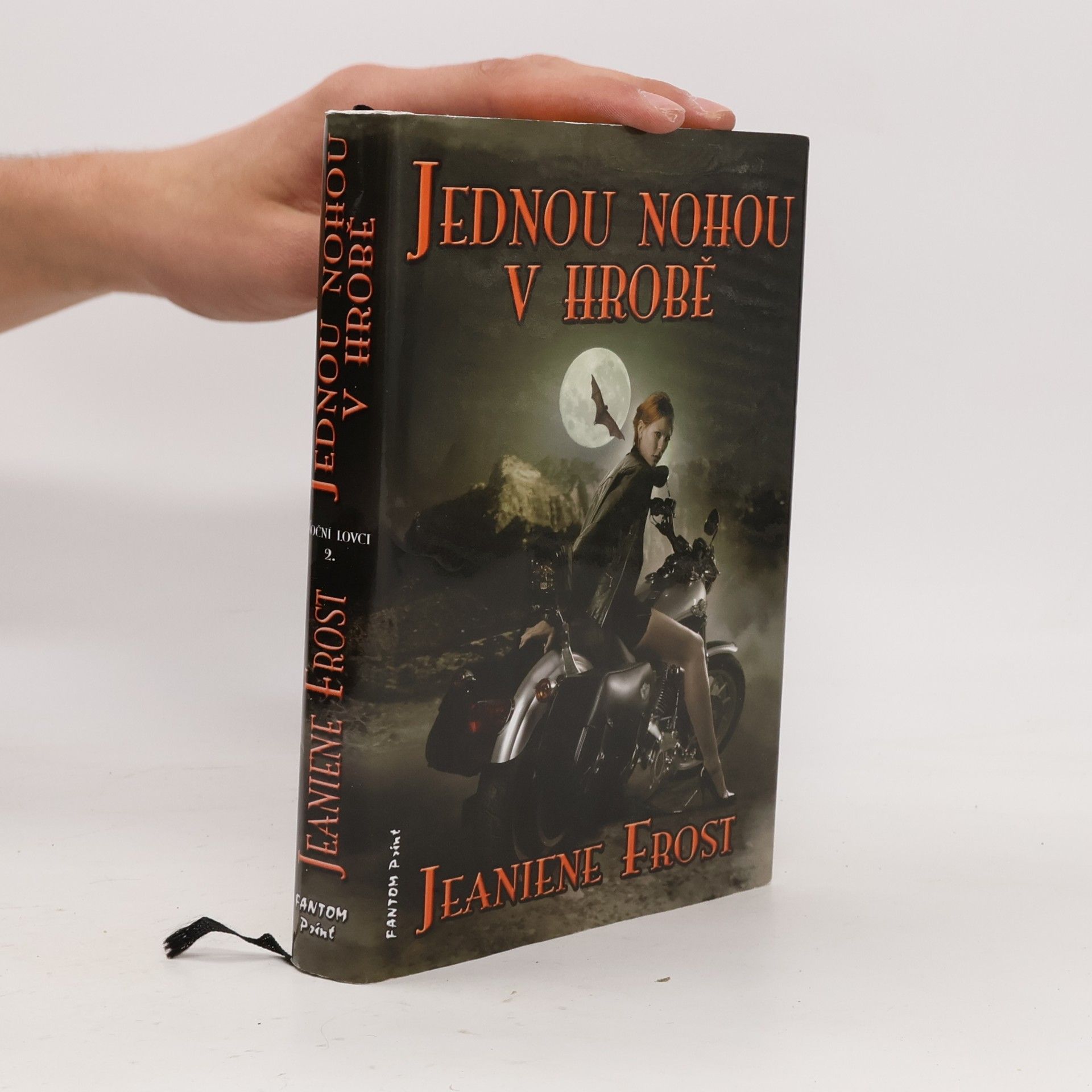 Jeaniene Frost Jednou nohou v hrobě