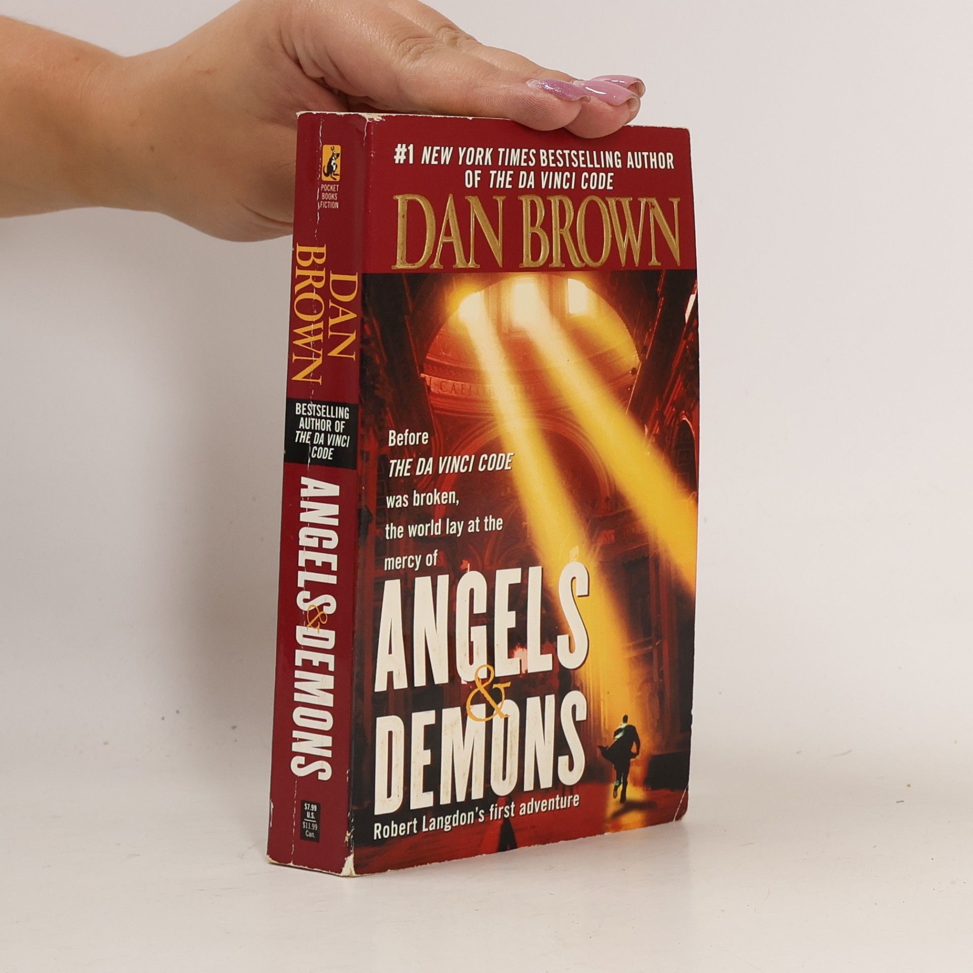 Dan Brown Angels & Demons