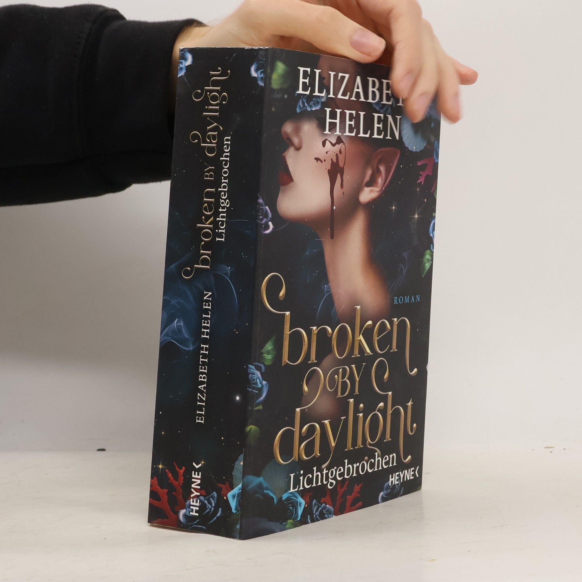 Elizabeth Helen Beasts of the Briar-Reihe - 4: Broken by Daylight – Lichtgebrochen