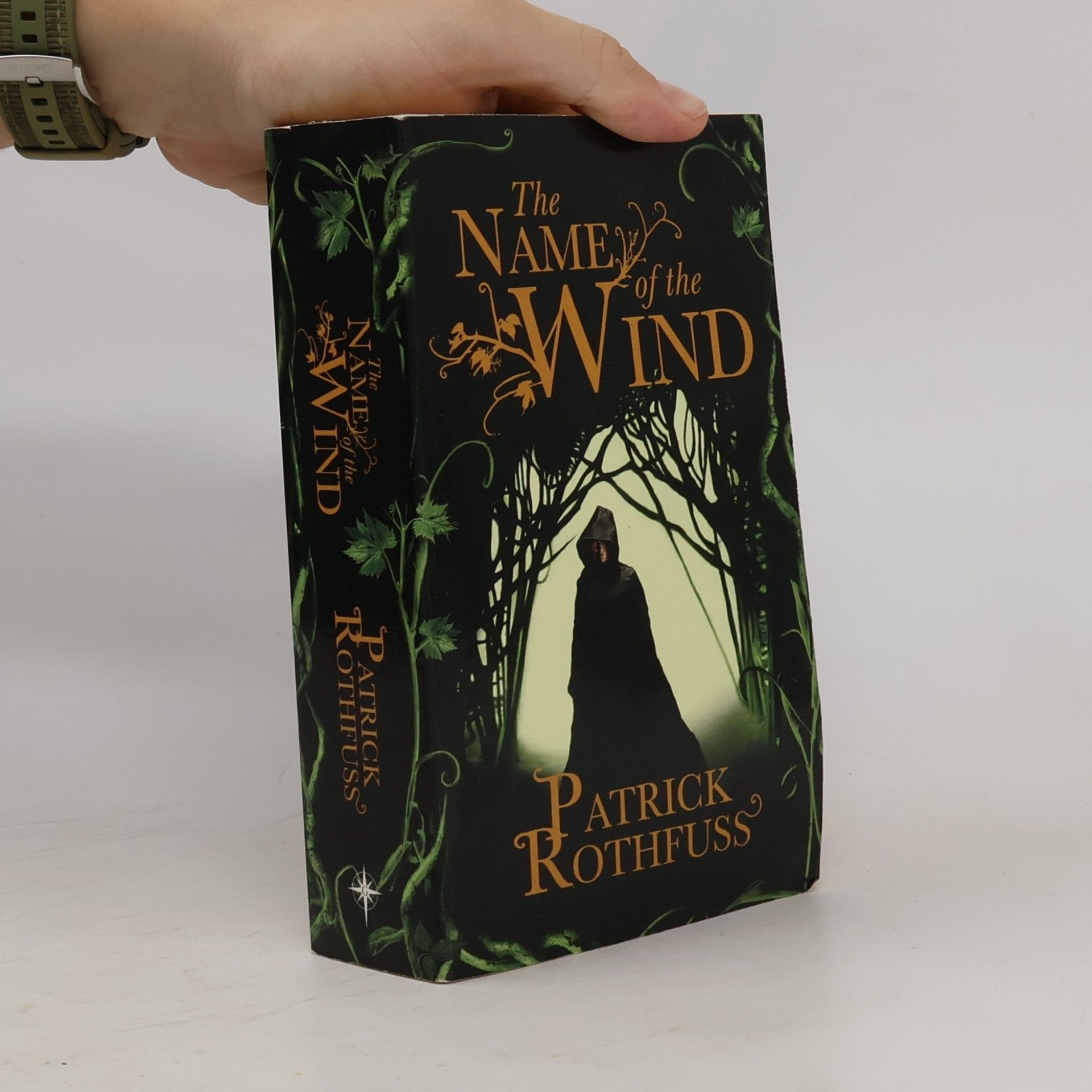 Patrick Rothfuss The Name of the Wind