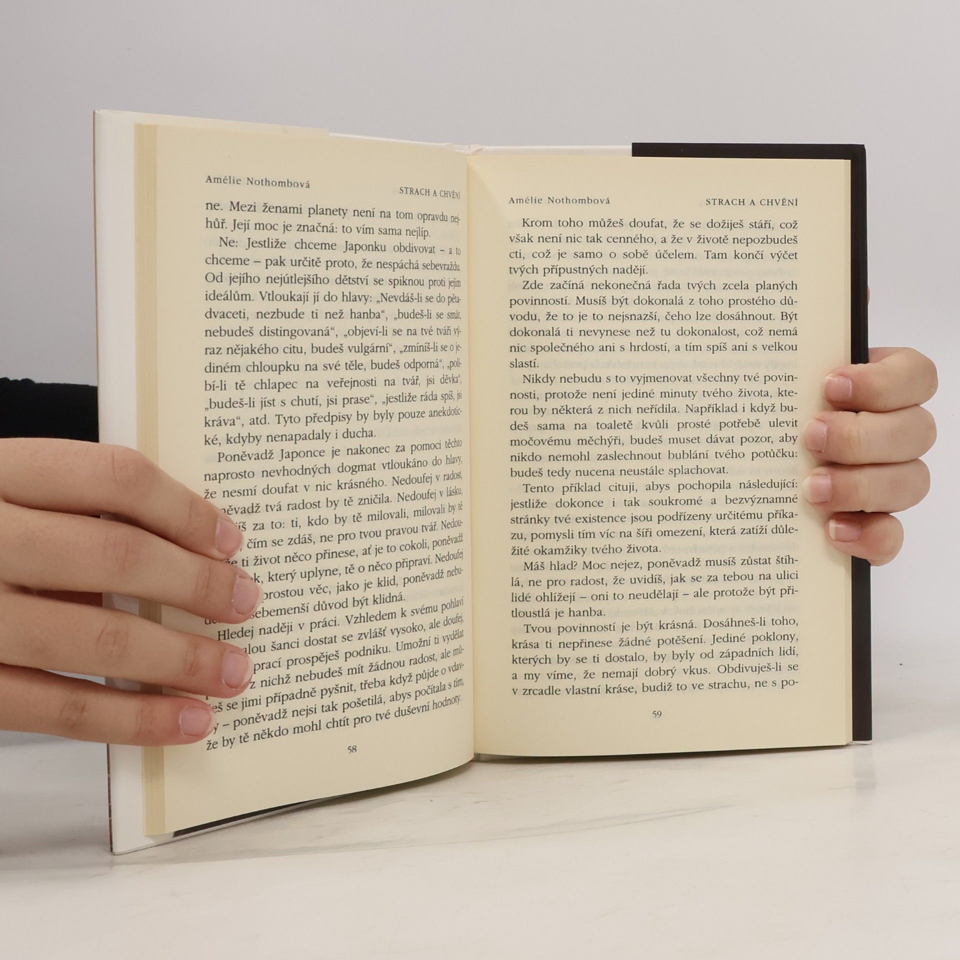 Amélie Nothomb Strach a chvění