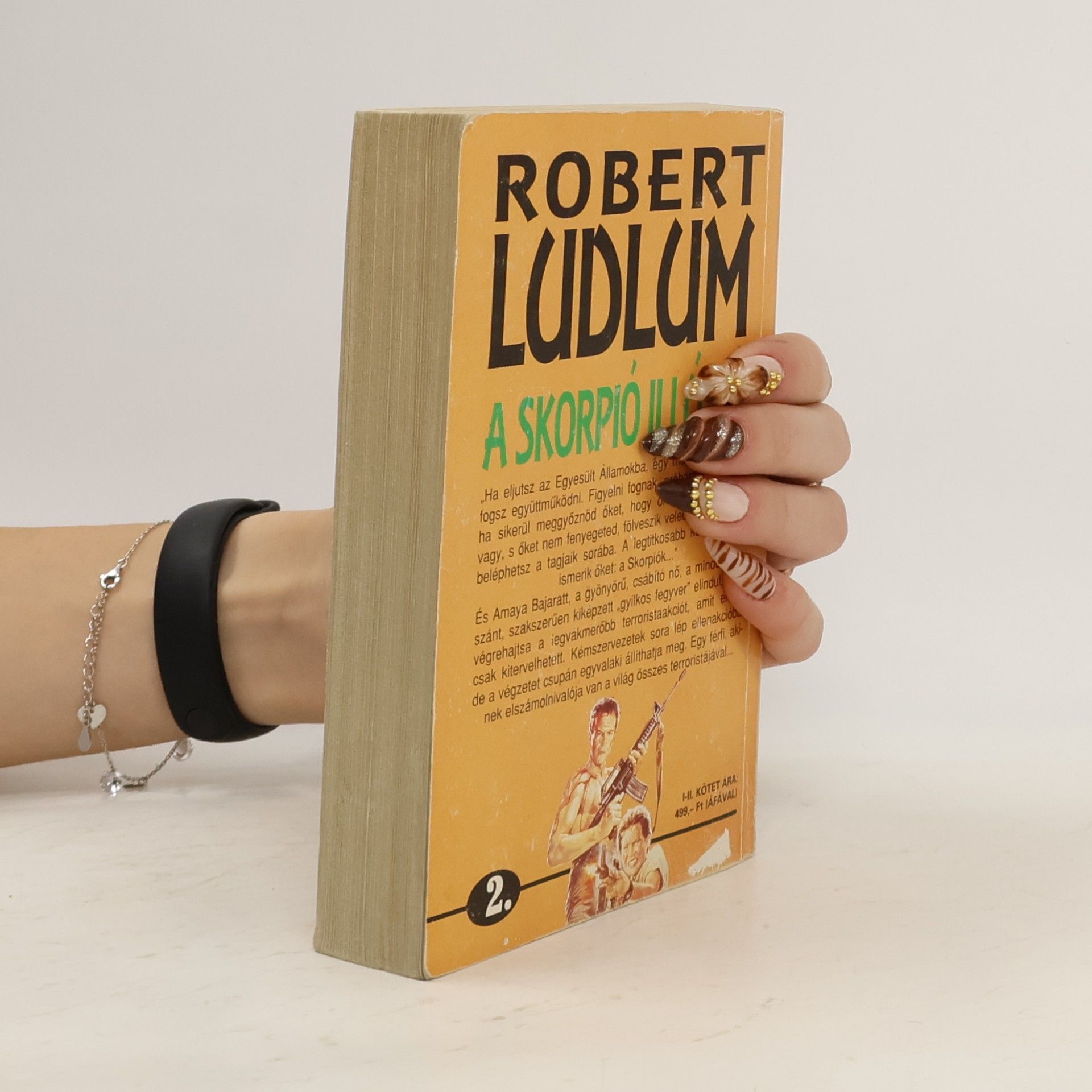 Robert Ludlum A Skorpió illúzió
