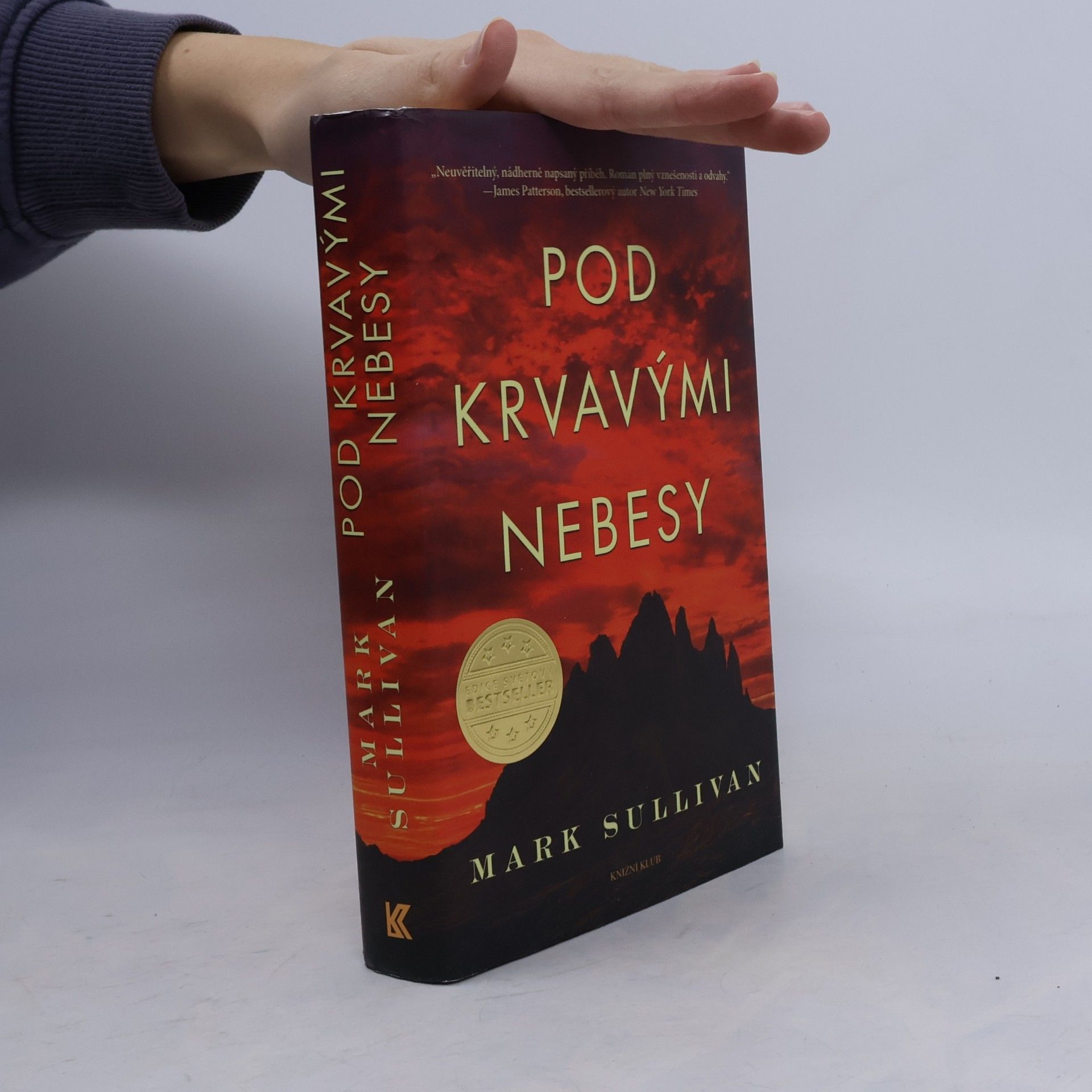 Mark Sullivan Pod krvavými nebesy