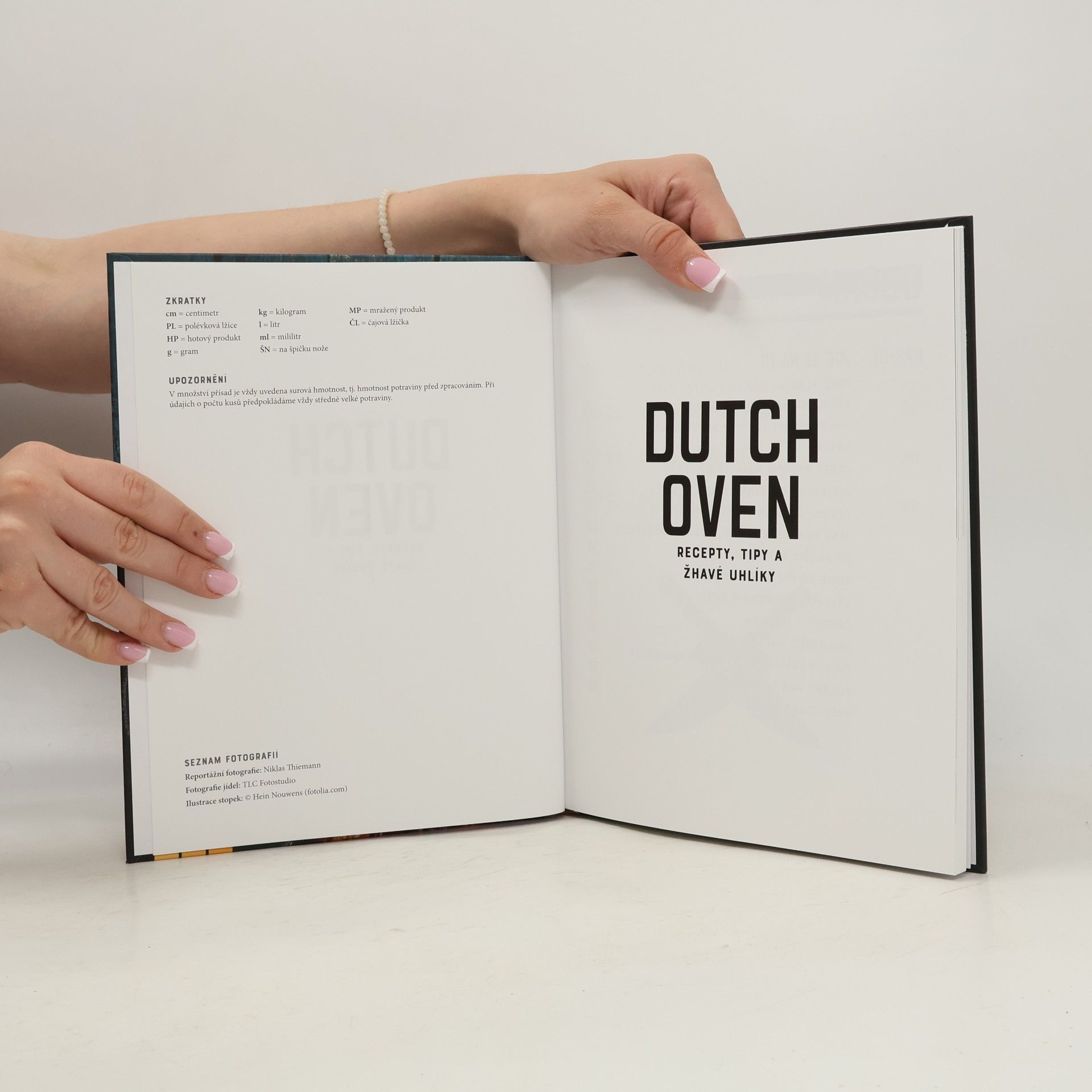 Autorenkollektiv Dutch Oven. Recepty, tipy a žhavé uhlíky