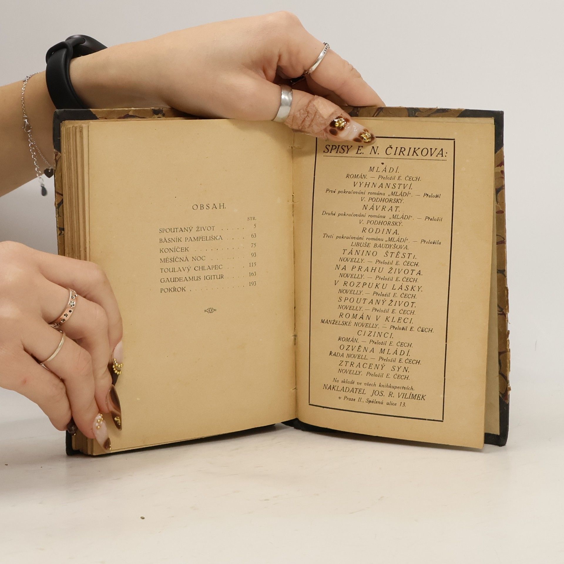 E. N. Čirikov Spoutaný život a jiné novelly