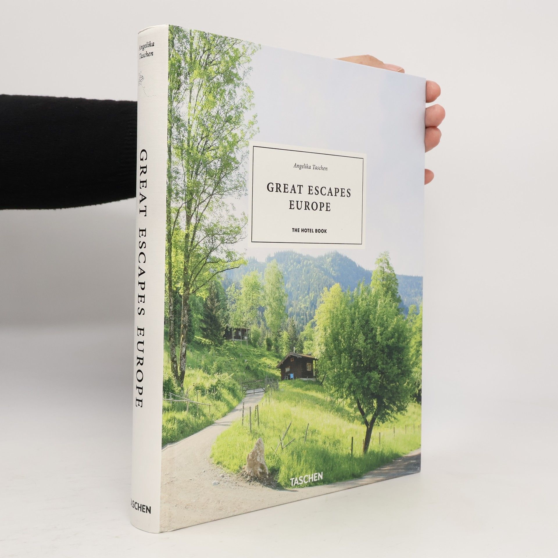 Great escapes : the hotel book. Europe