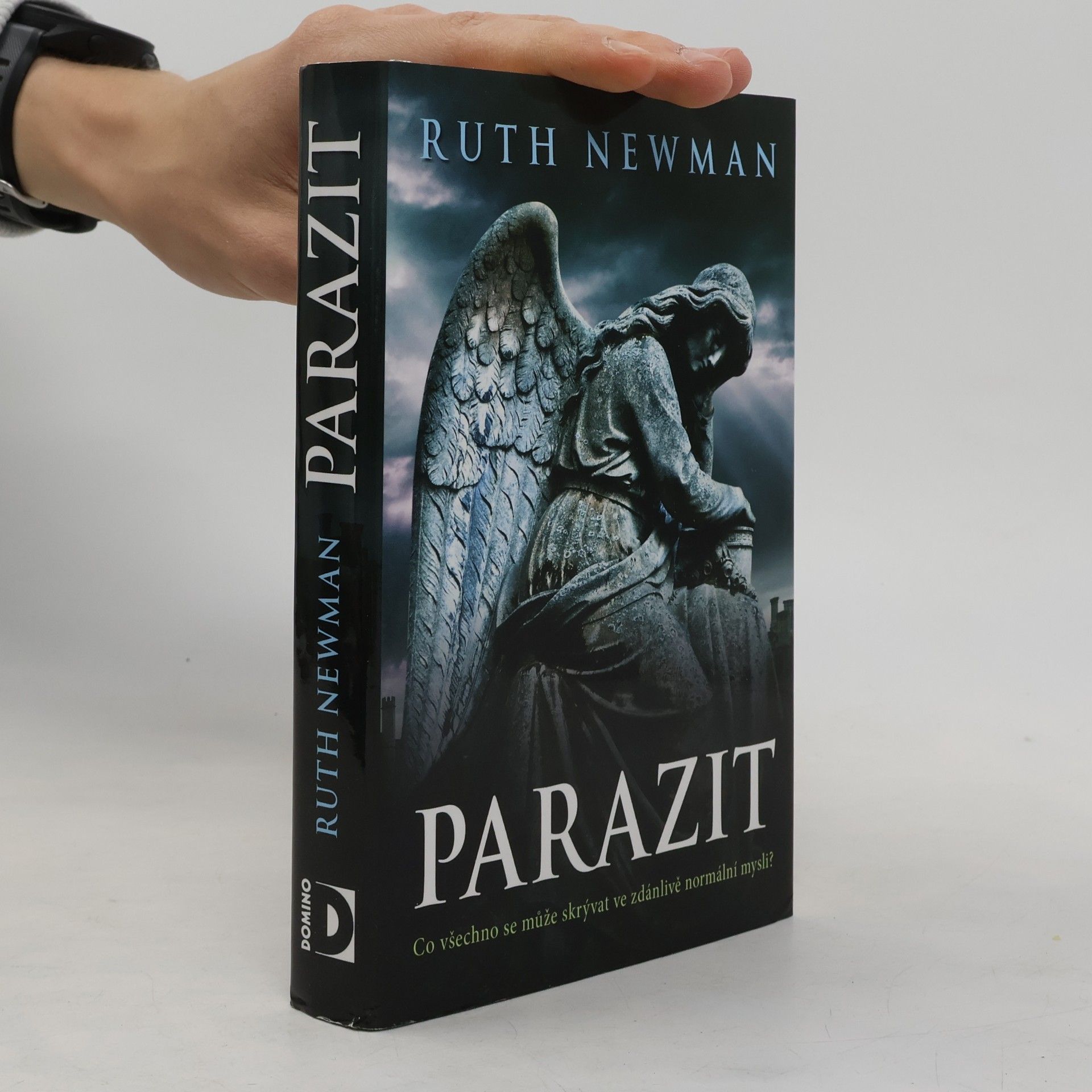 Ruth Newman Parazit