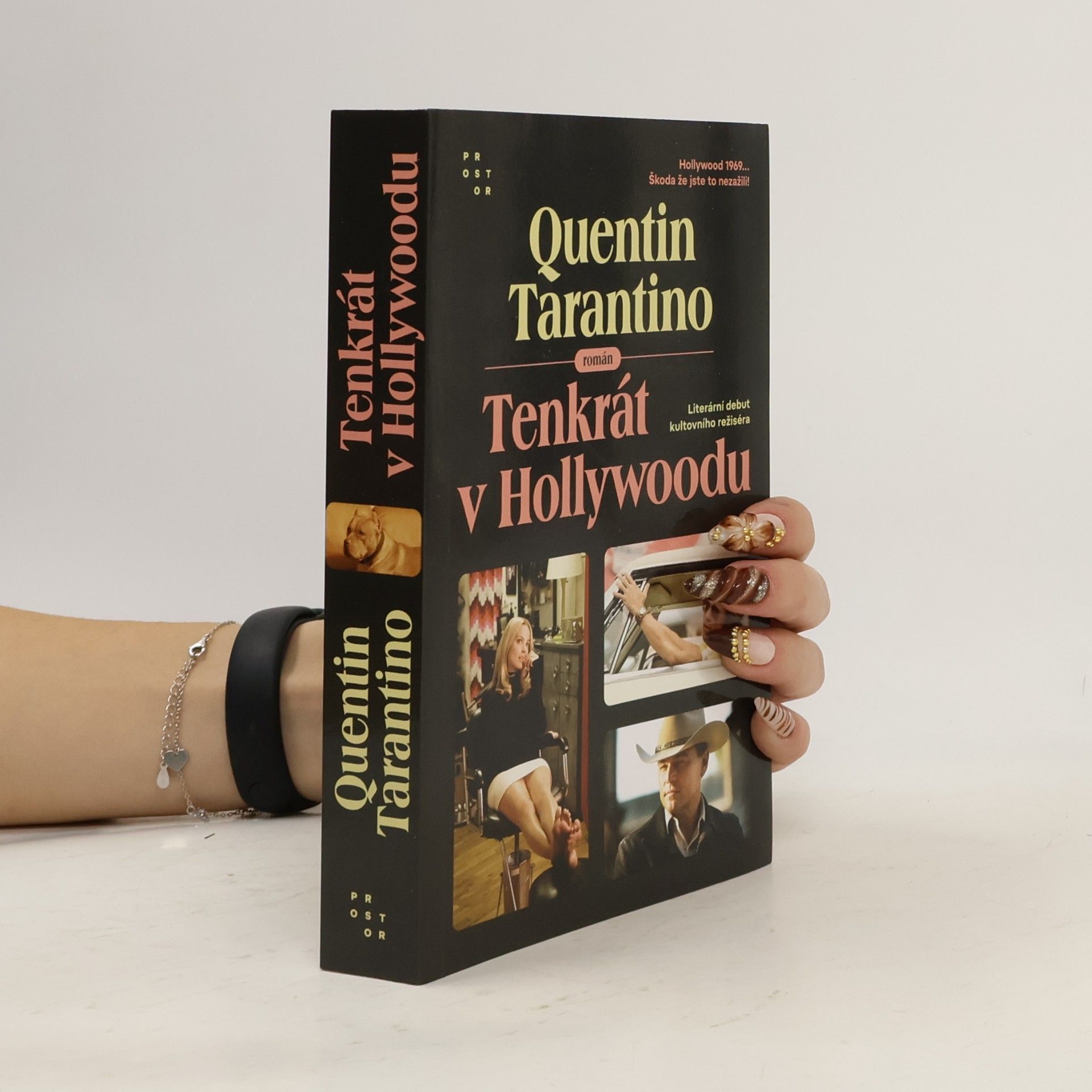Tenkrát v Hollywoodu : román
