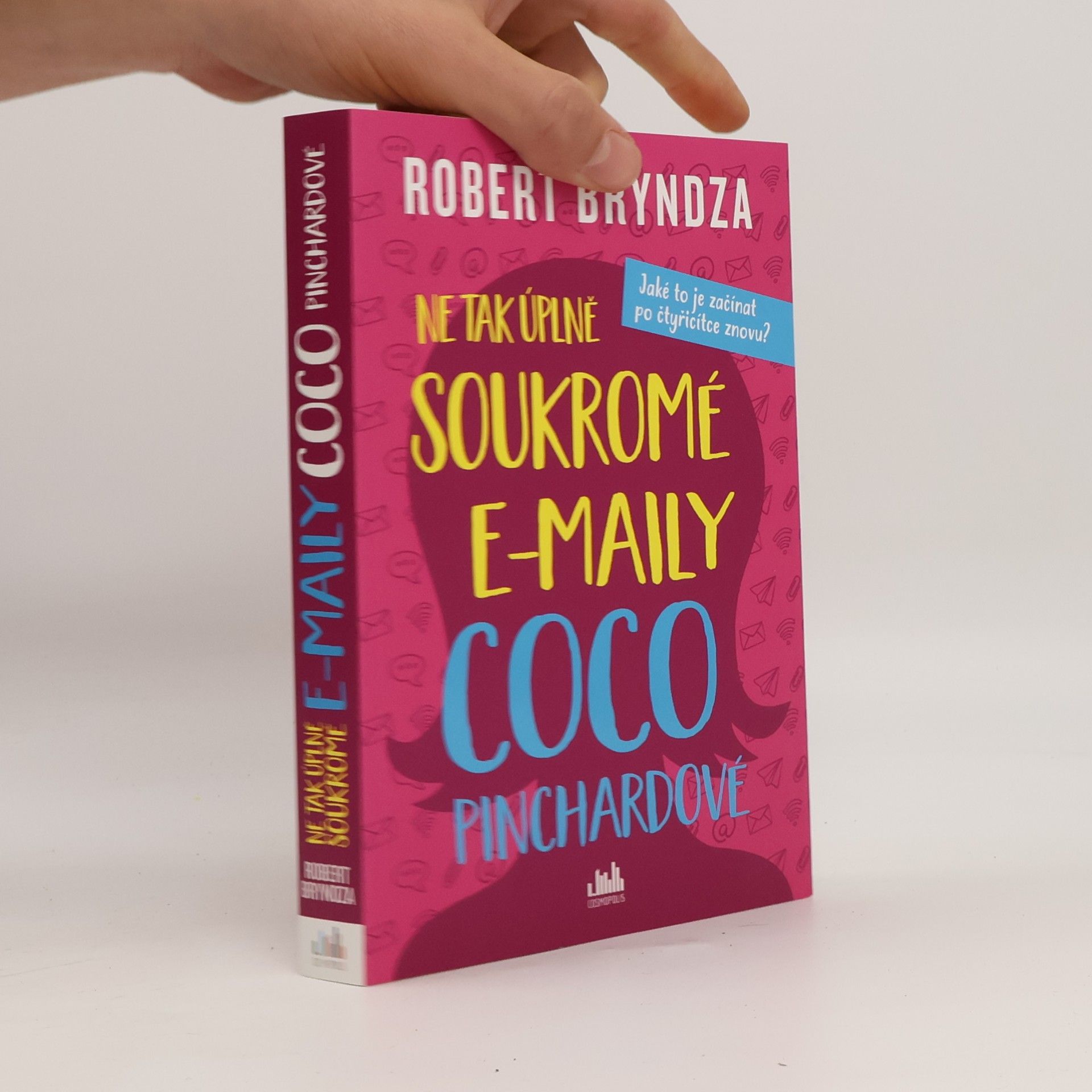 Ne tak úplně soukromé e-maily Coco Pinchardové. Jaké to je začínat po čtyřicítce znovu?