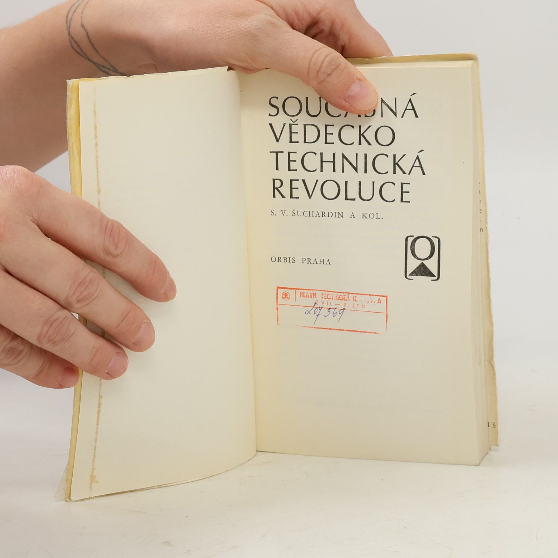 S. V. Šuchardin Současná vědeckotechnická revoluce