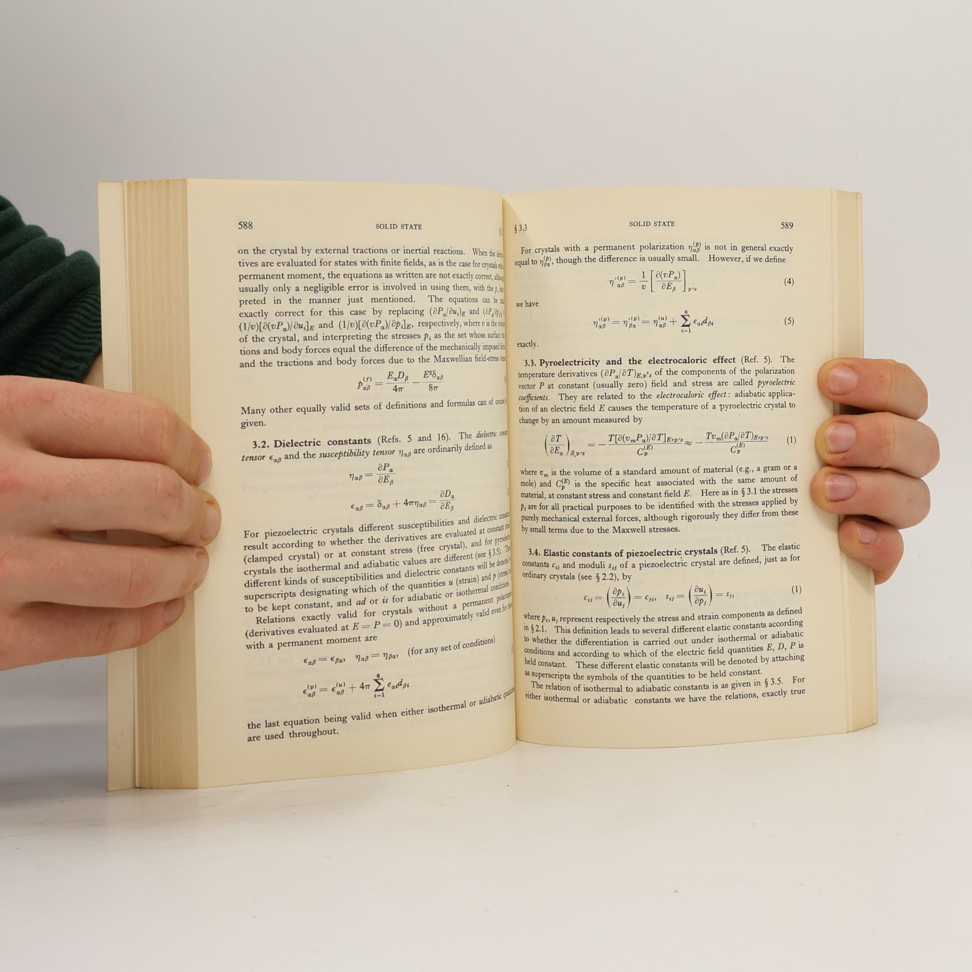 kolektiv Fundamental Formulas of Physics