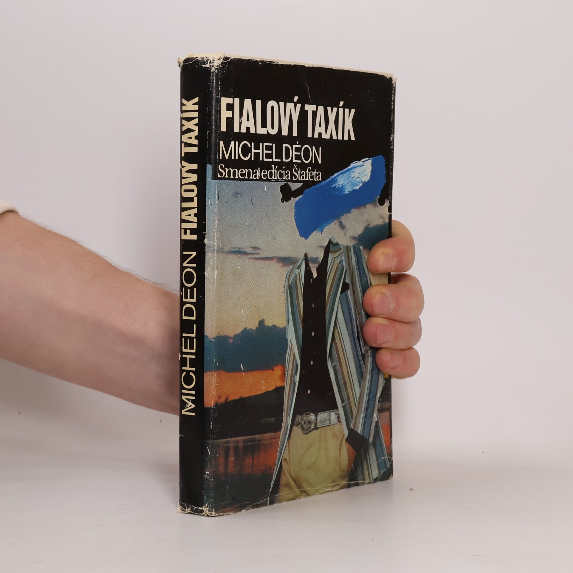 Fialový taxík