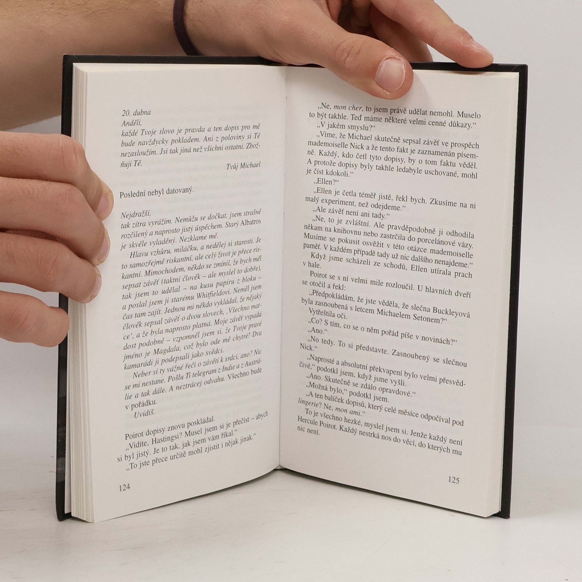 Agatha Christie Dům na úskalí