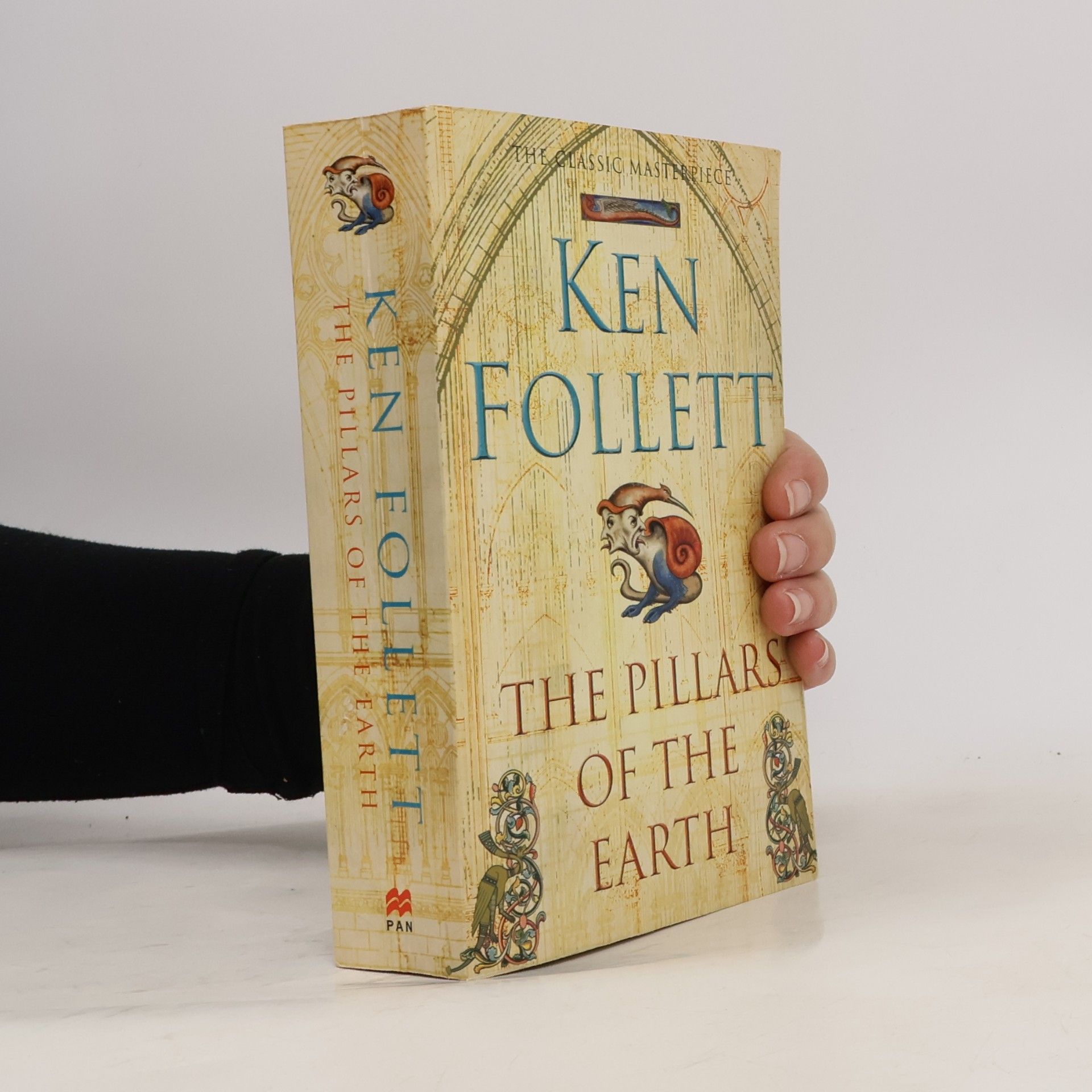 Ken Follett The pillars of the earth
