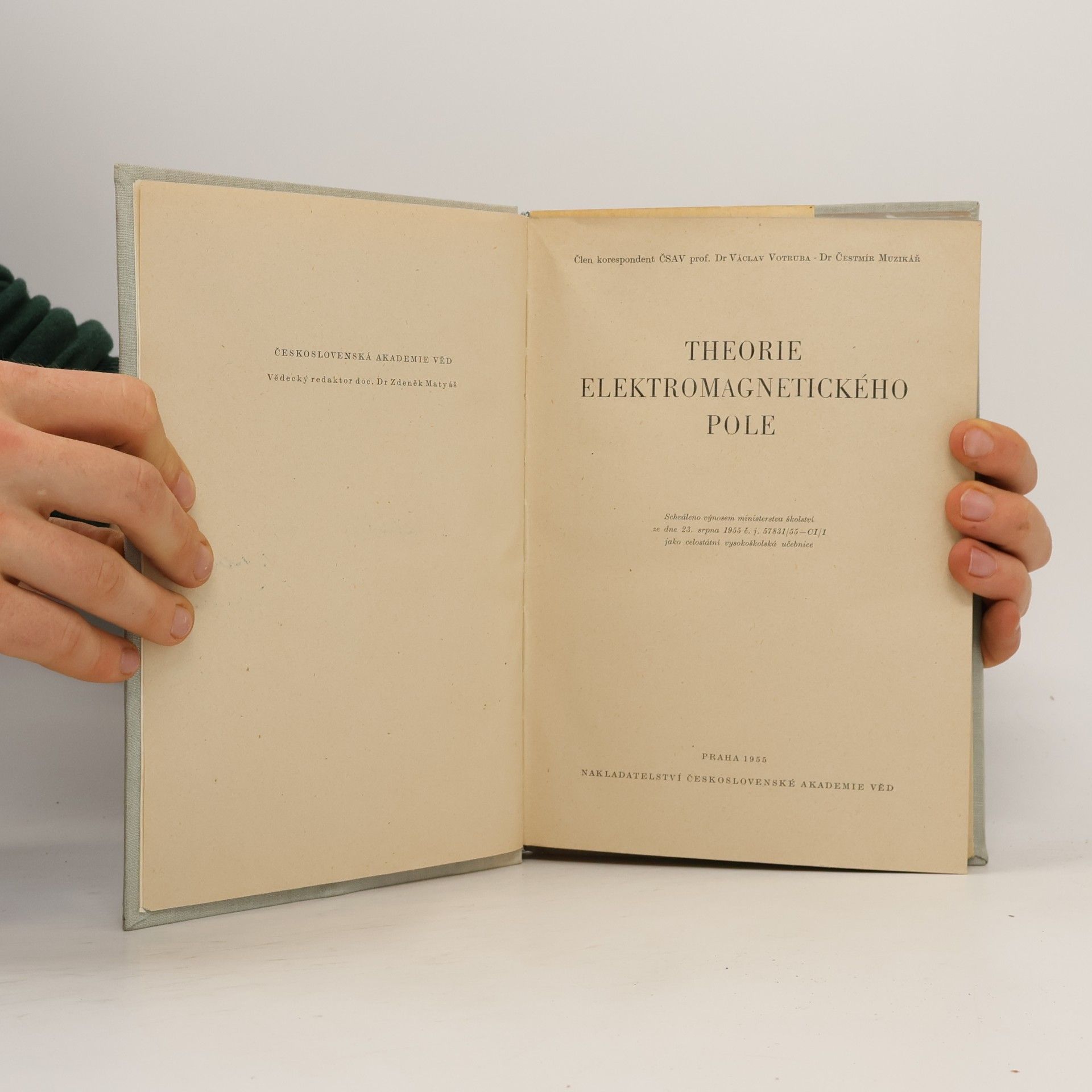Čestmír Muzikář Theorie elektromagnetického pole