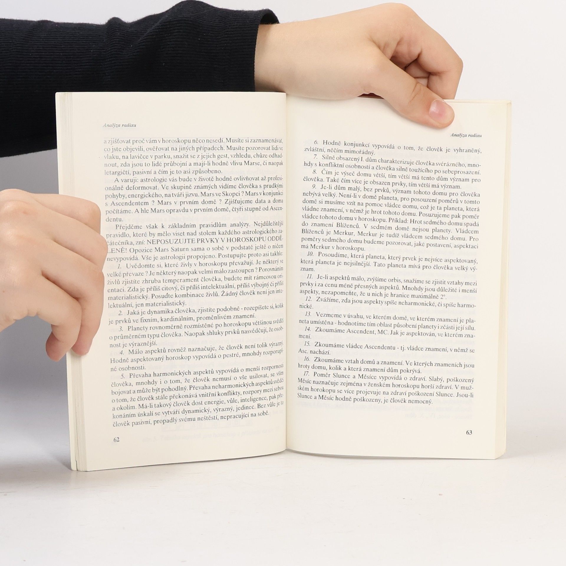 Josef Grumlík Pohled do tajů astrologie