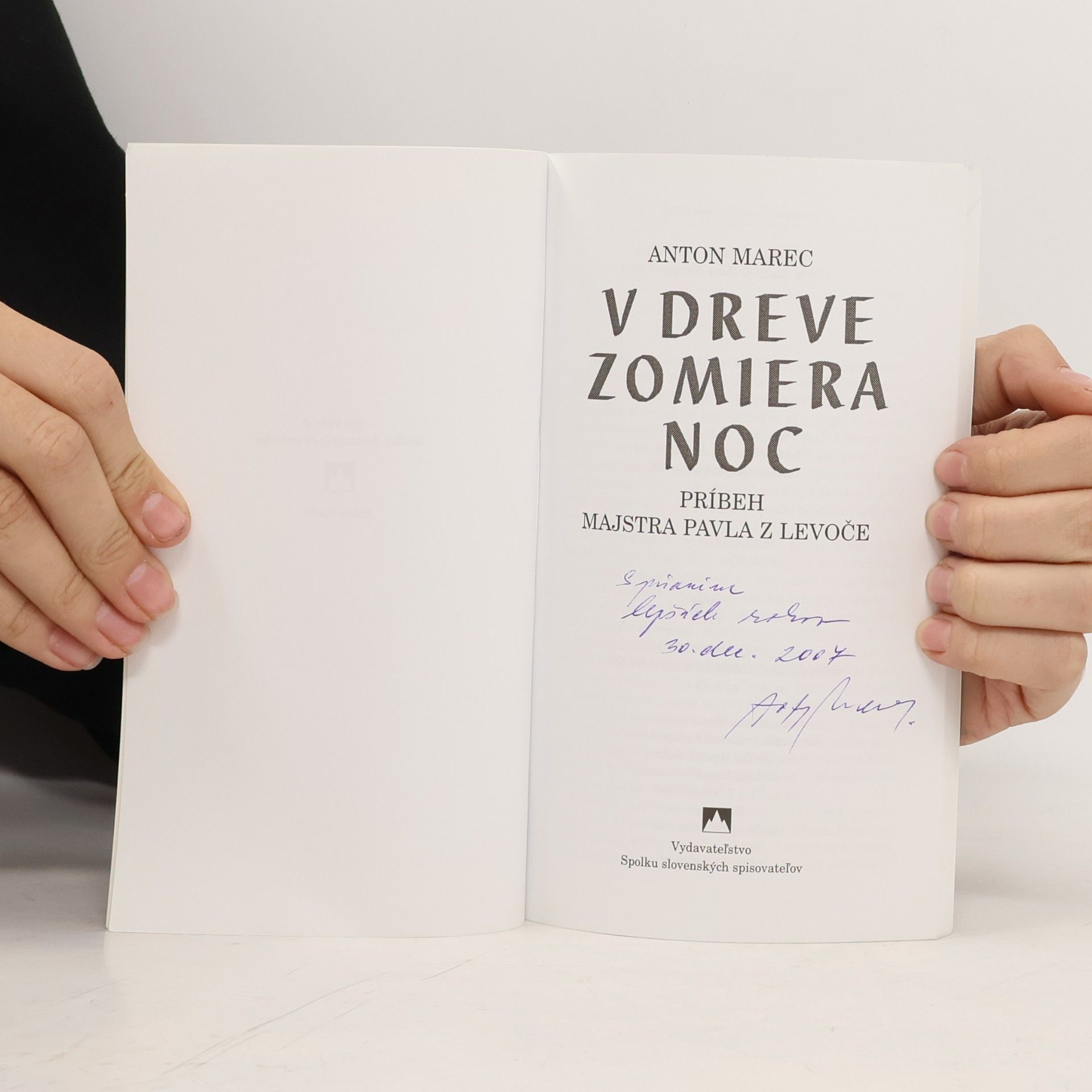 Anton Marec V dreve zomiera noc