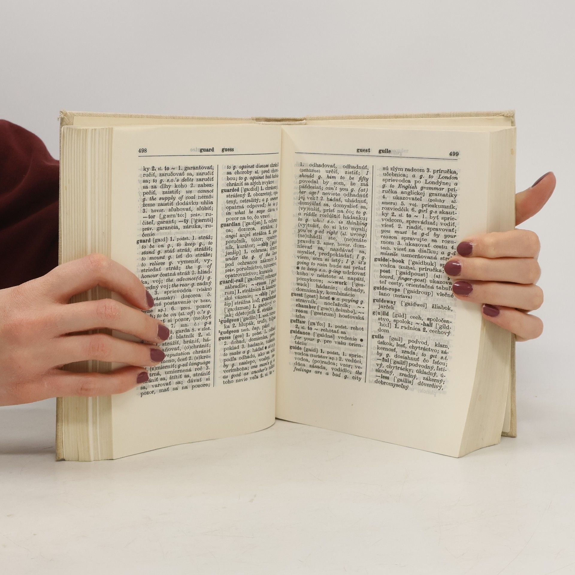 Ján Šimko English Slovak Dictionary / Anglicko-Slovenský Slovník