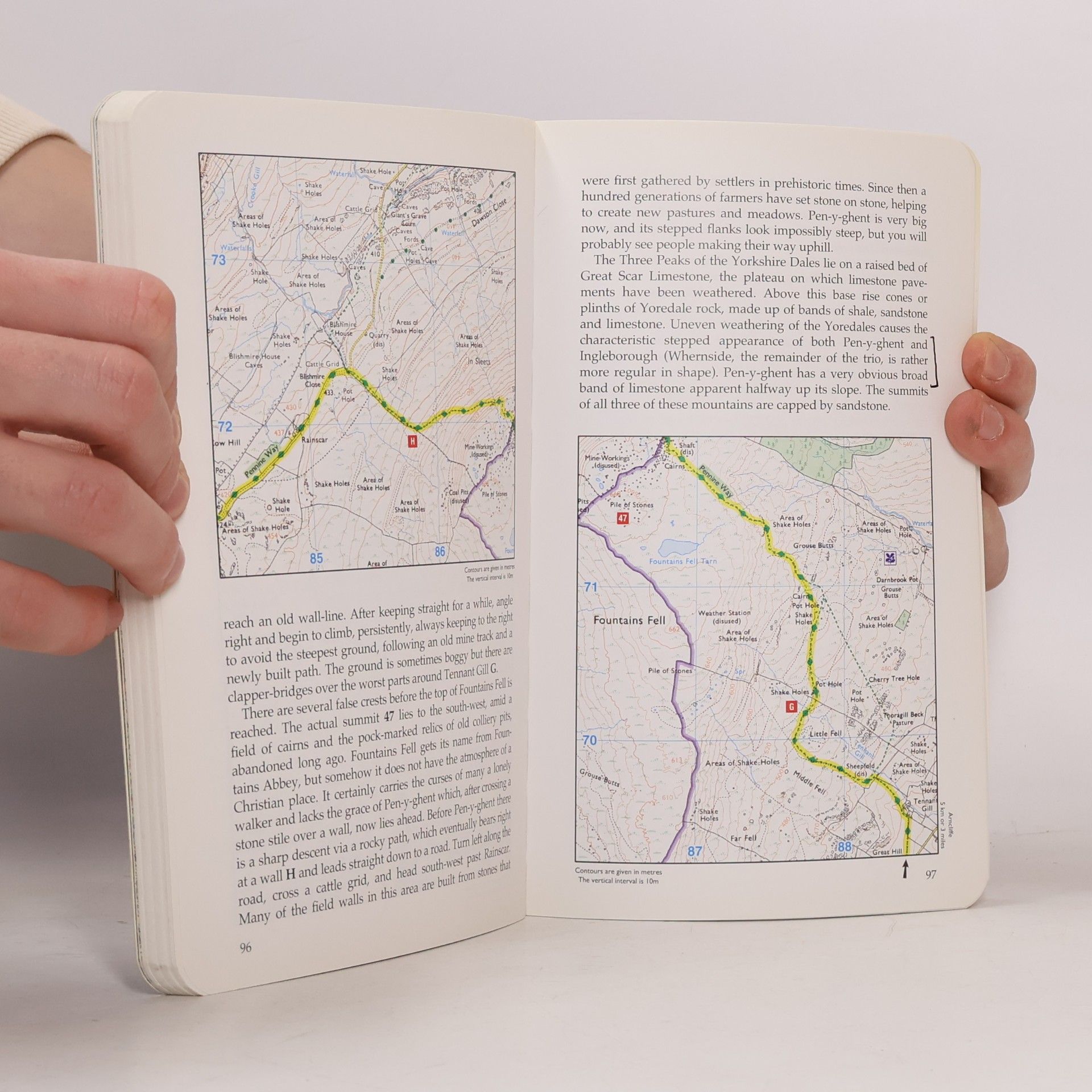 Tony Hopkins National Trail Guides - 5: Pennine Way South