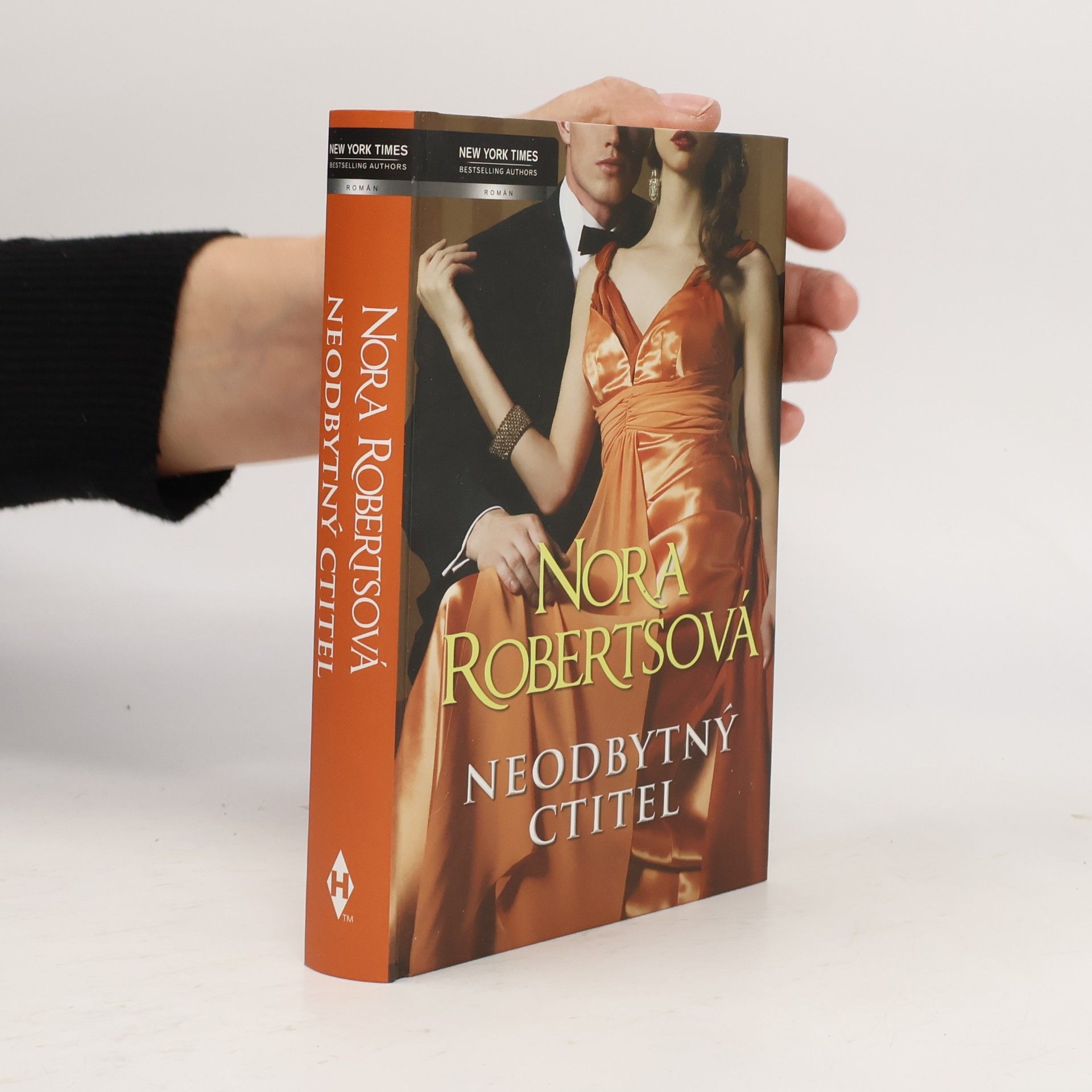 Nora Roberts Neodbytný ctitel
