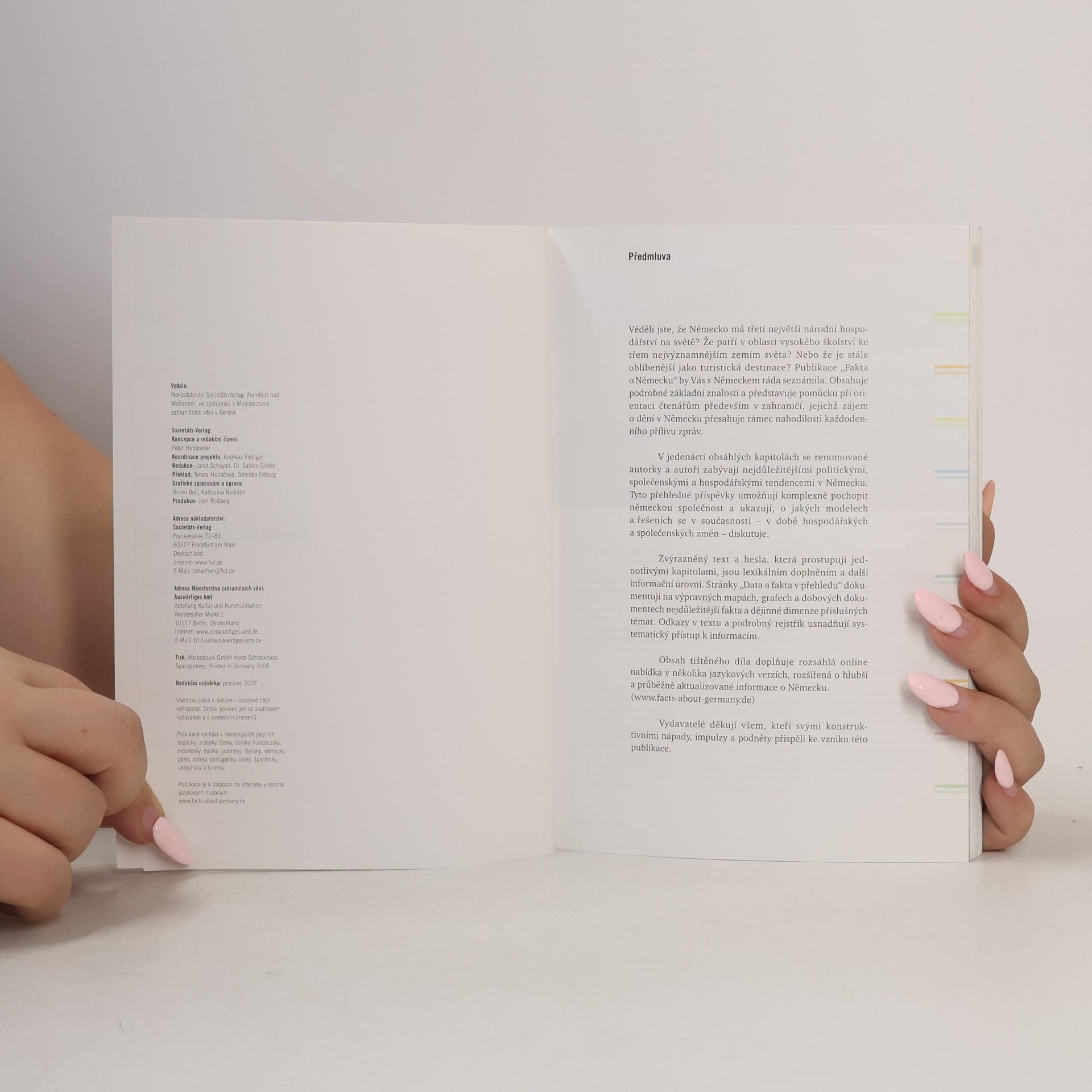 Collectif d'auteurs Fakta o Německu