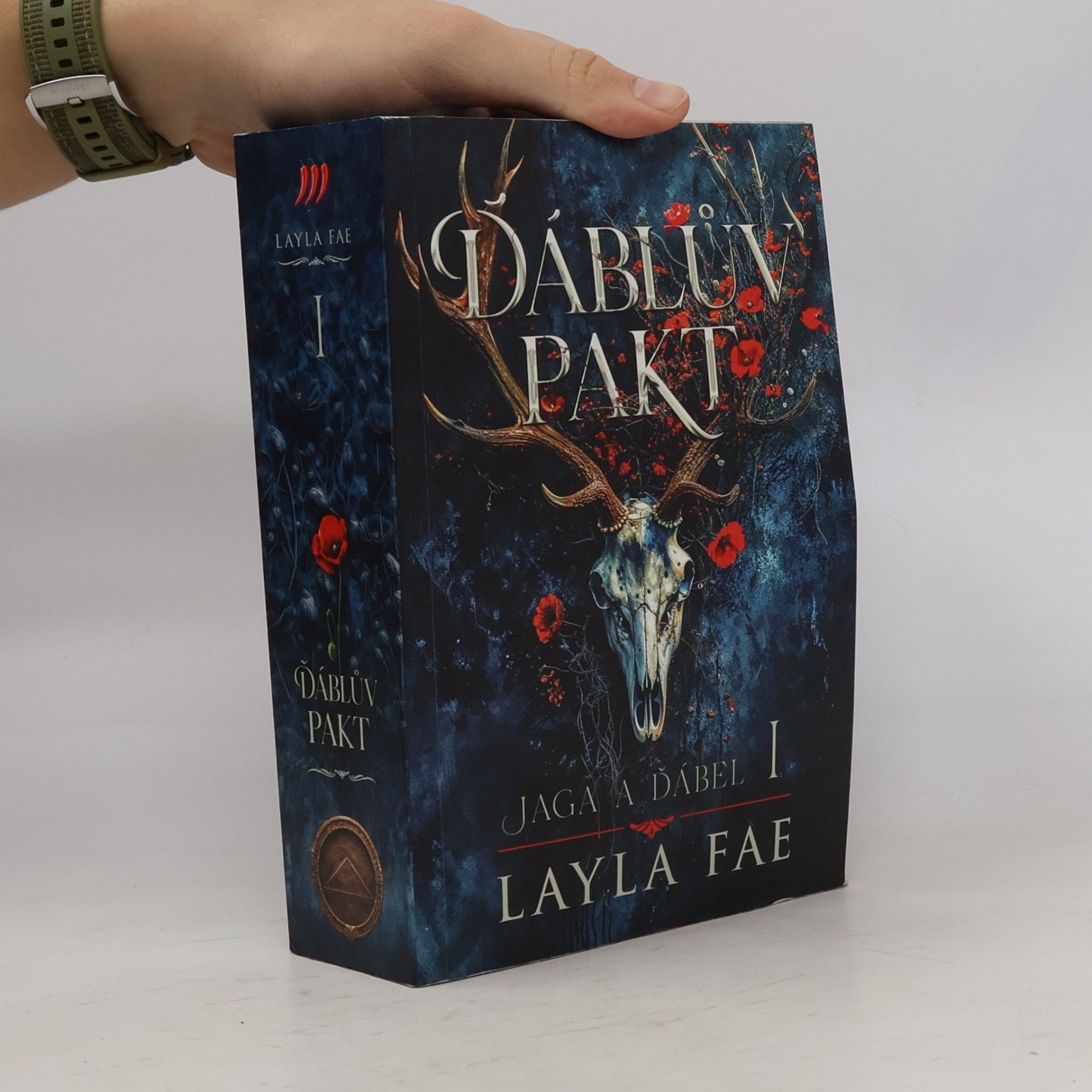 Layla Fae Ďáblův pakt