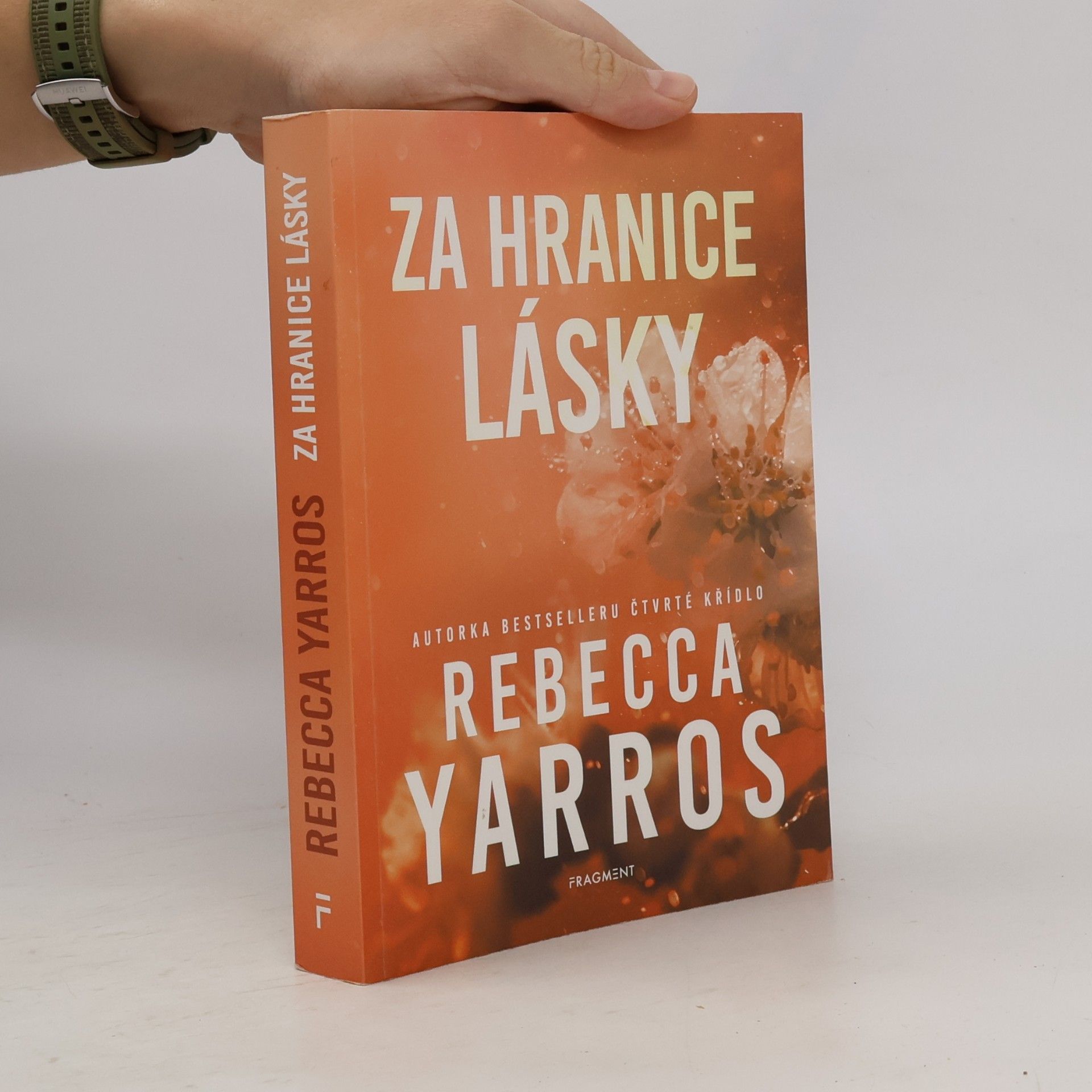 Rebecca Yarros Za hranice lásky