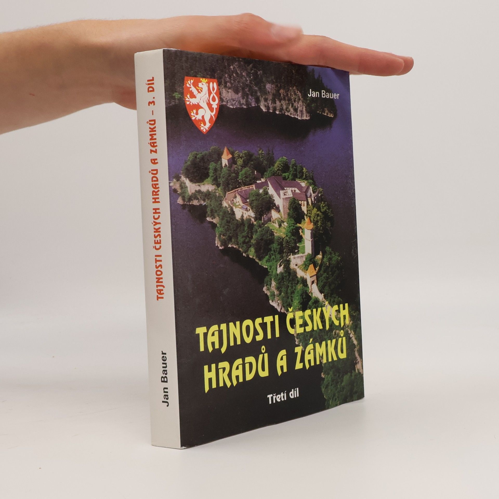 Tajnosti českých hradů a zámků 3