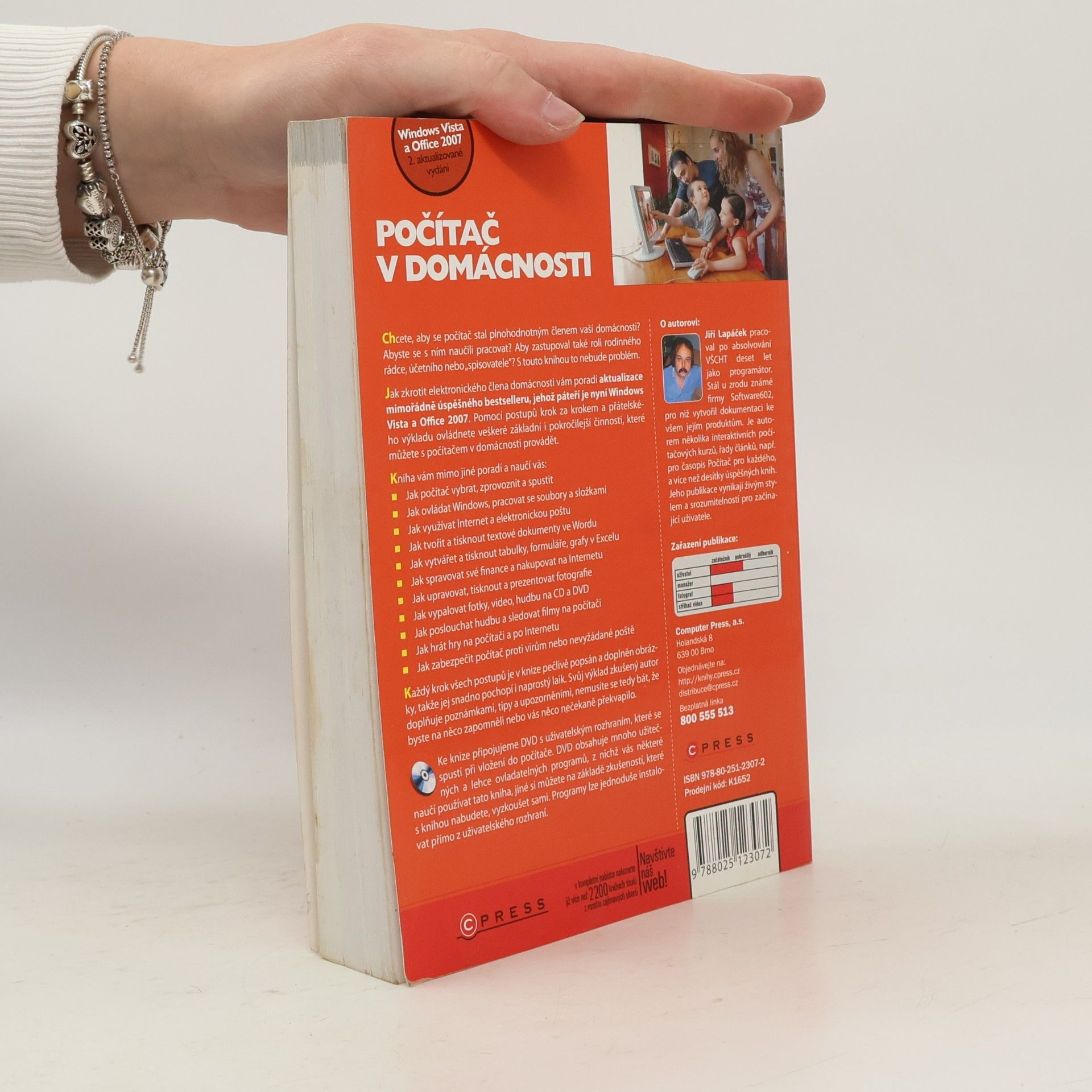 Jiří Lapáček Počítač v domácnosti. Podrobný průvodce pro práci, zábavu i vzdělávání